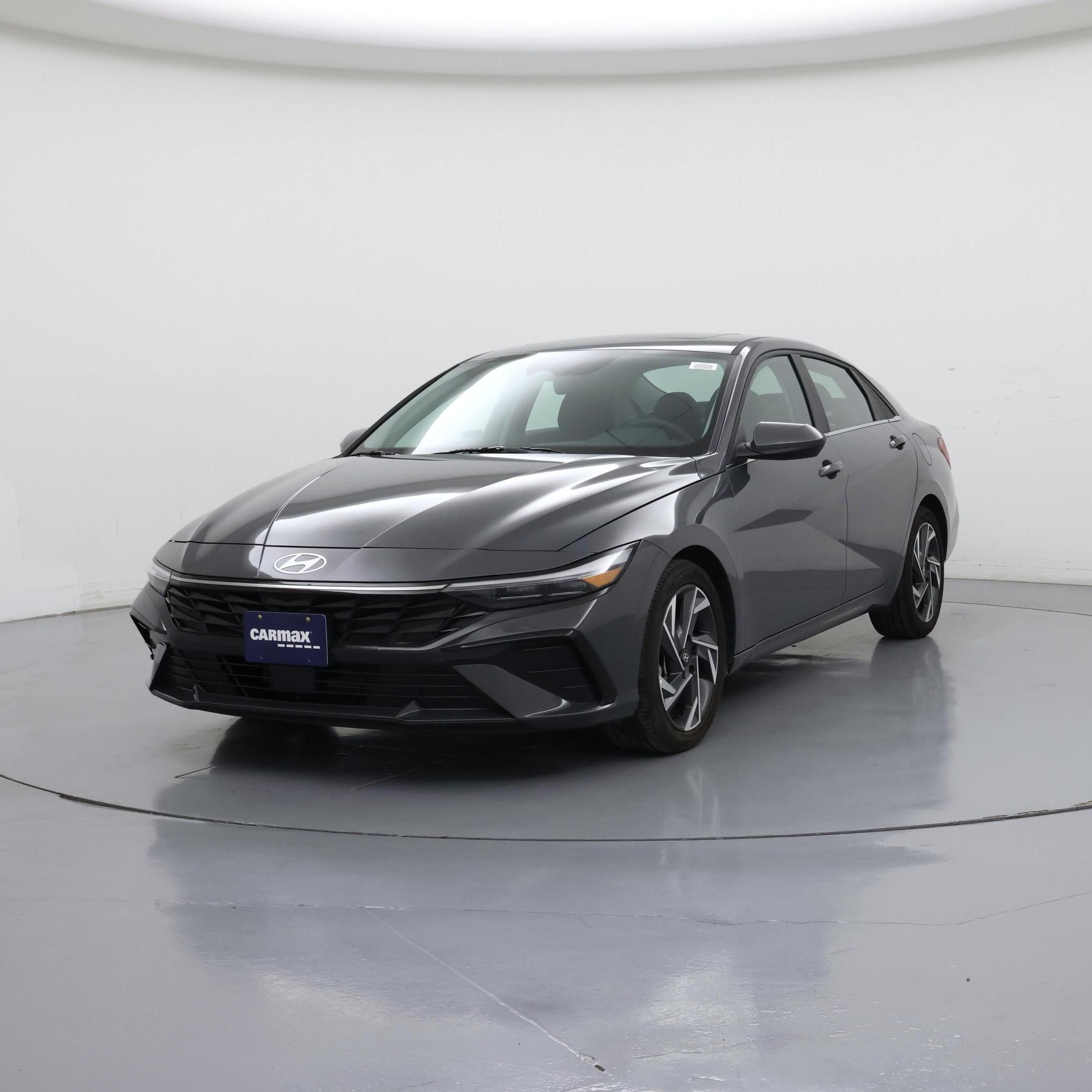 Thumbnail: 2024 Hyundai Elantra - 4