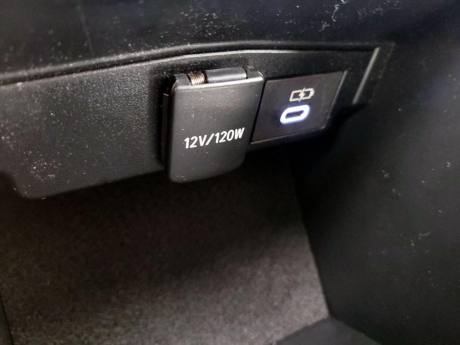 Thumbnail: 2024 Toyota Corolla - 18