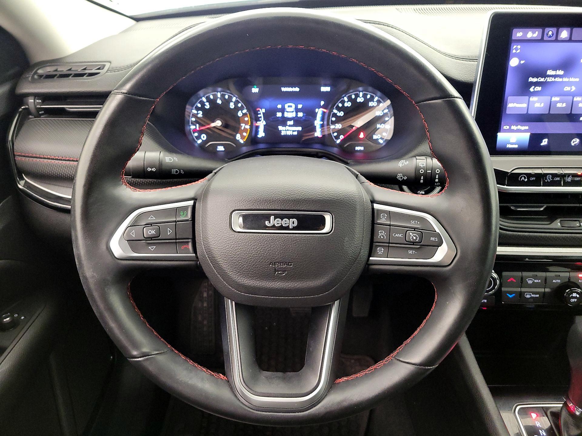 Thumbnail: 2022 Jeep Compass - 10