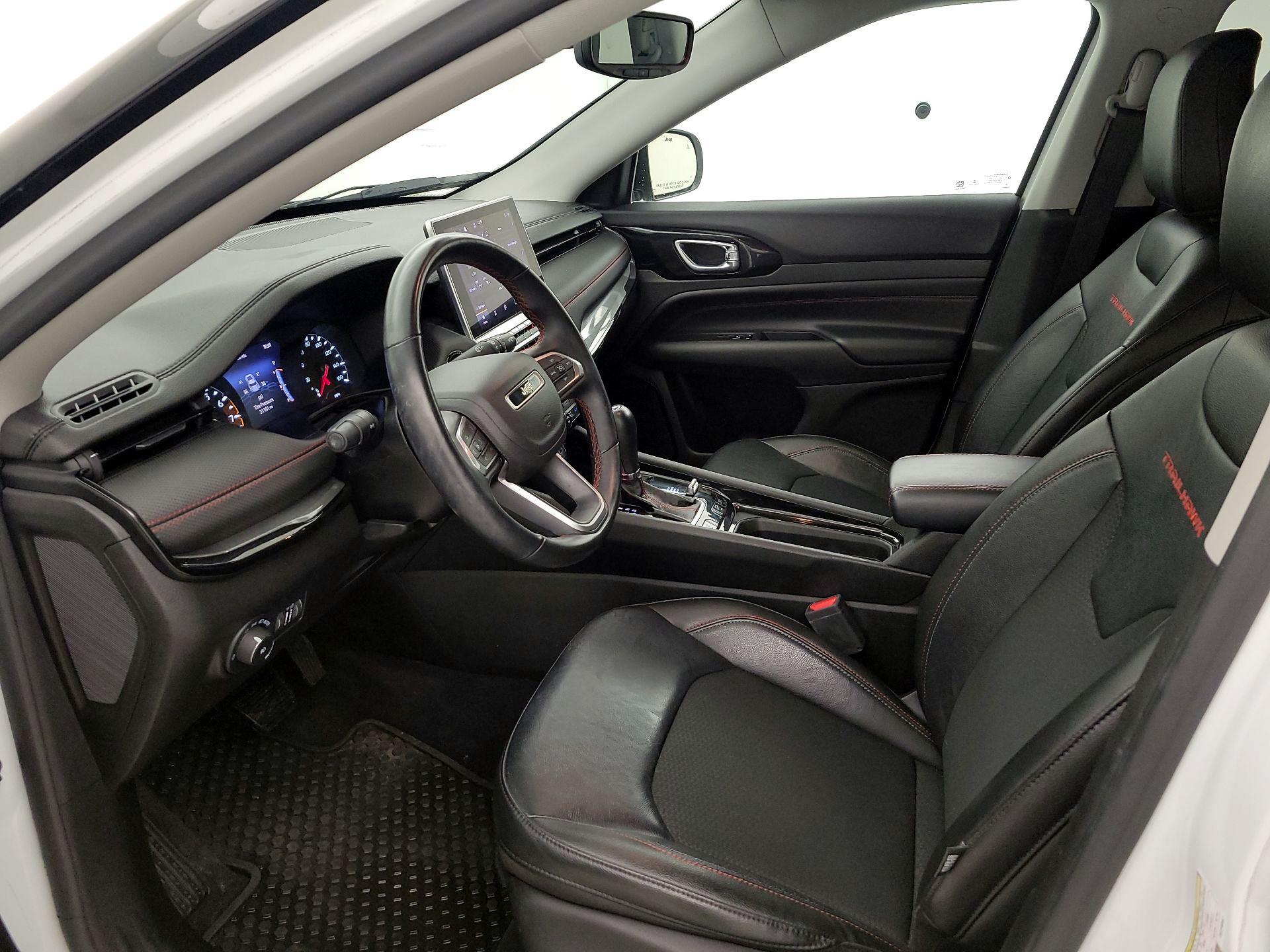 Thumbnail: 2022 Jeep Compass - 11