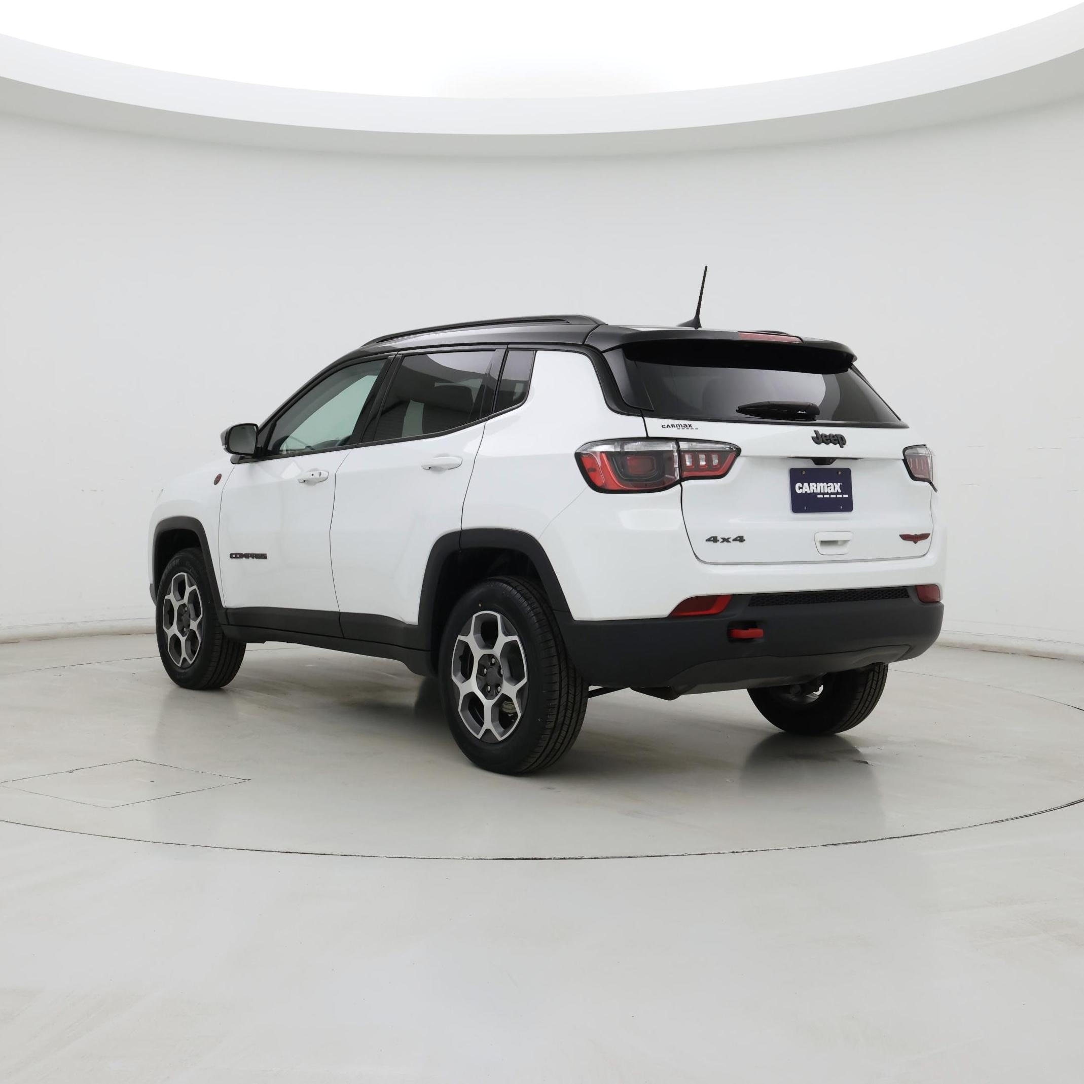 Thumbnail: 2022 Jeep Compass - 2