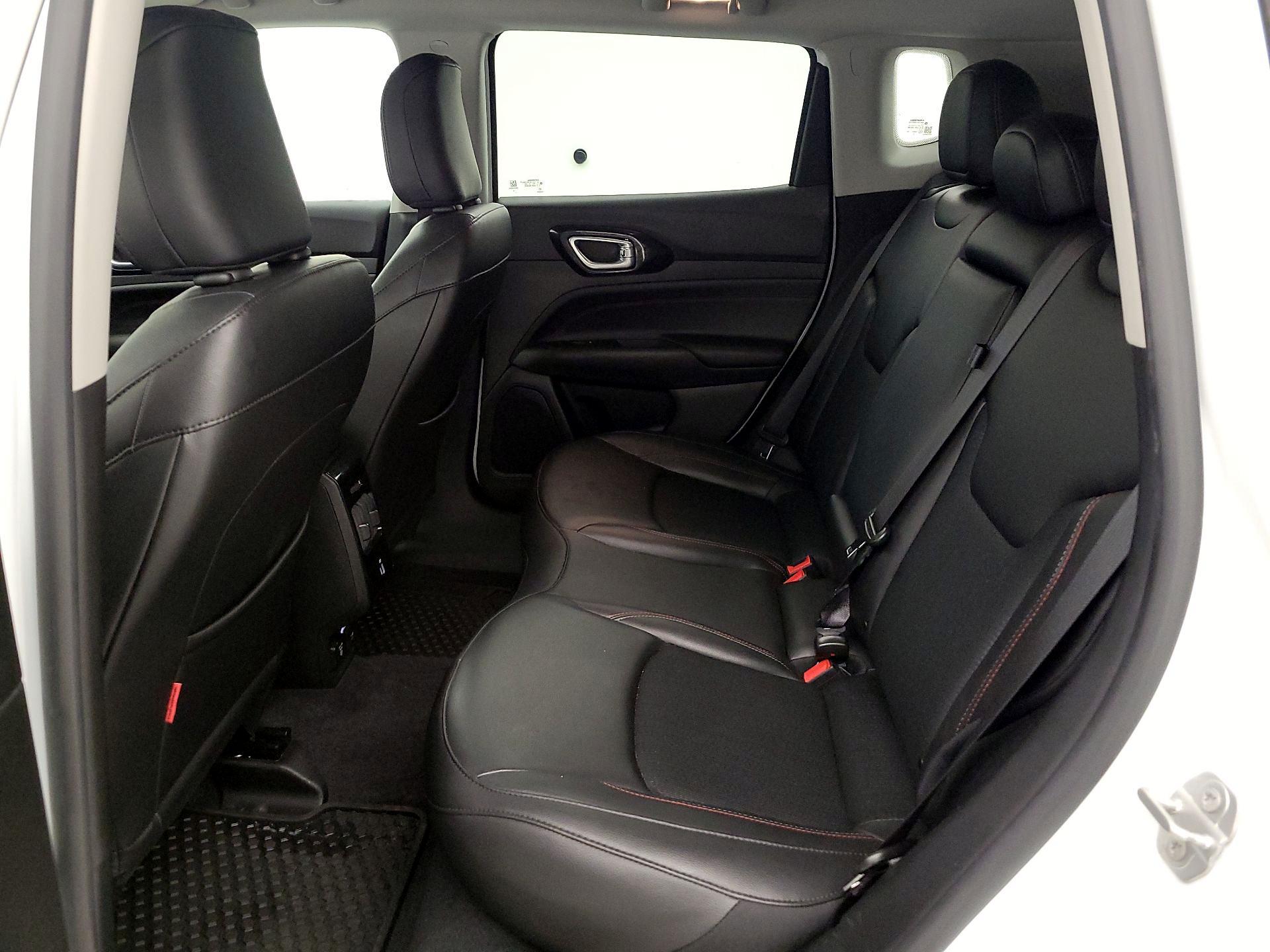 Thumbnail: 2022 Jeep Compass - 19