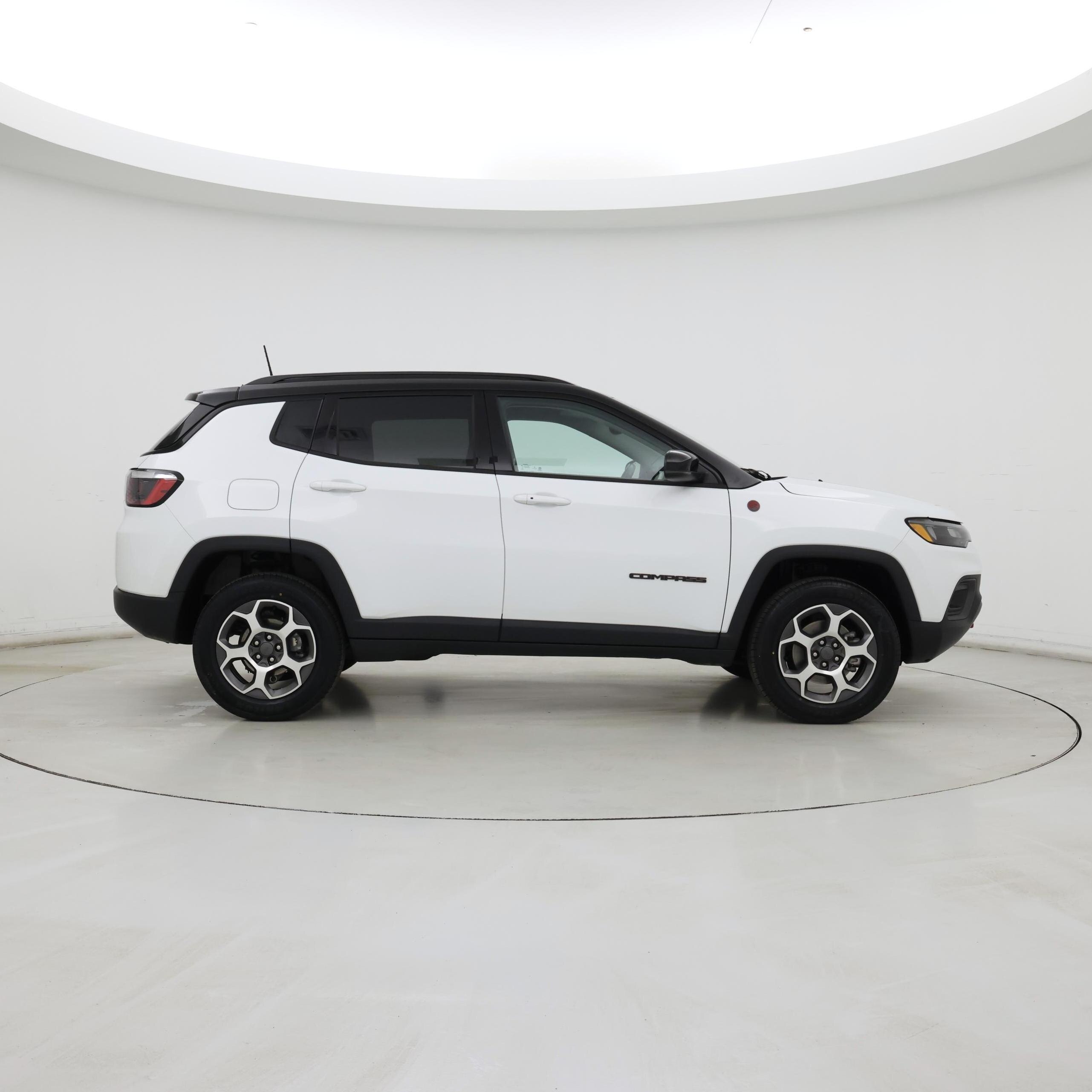Thumbnail: 2022 Jeep Compass - 7