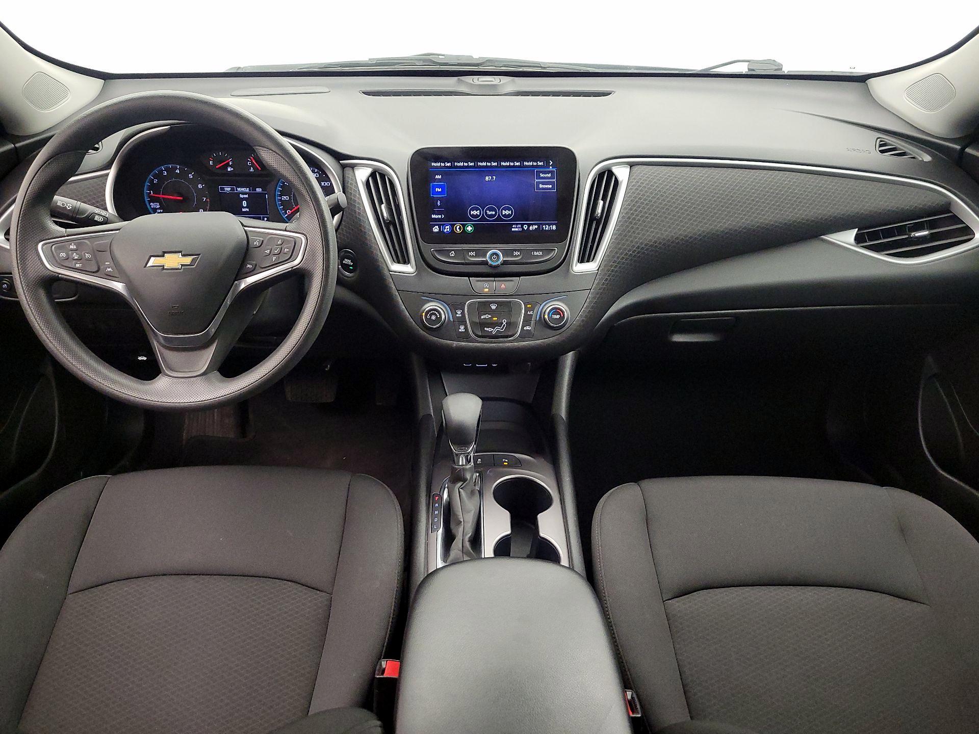 Thumbnail: 2023 Chevrolet Malibu - 9