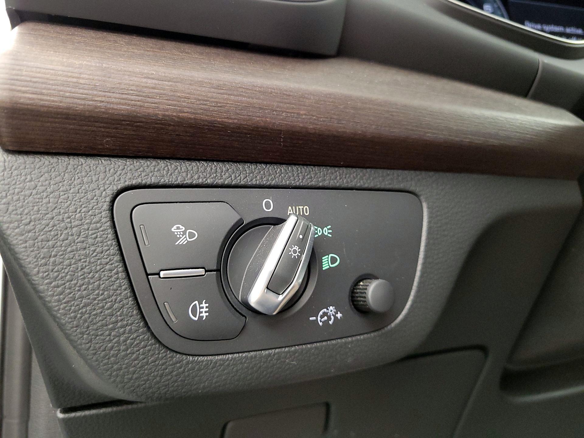 Thumbnail: 2022 Audi Q5 - 13