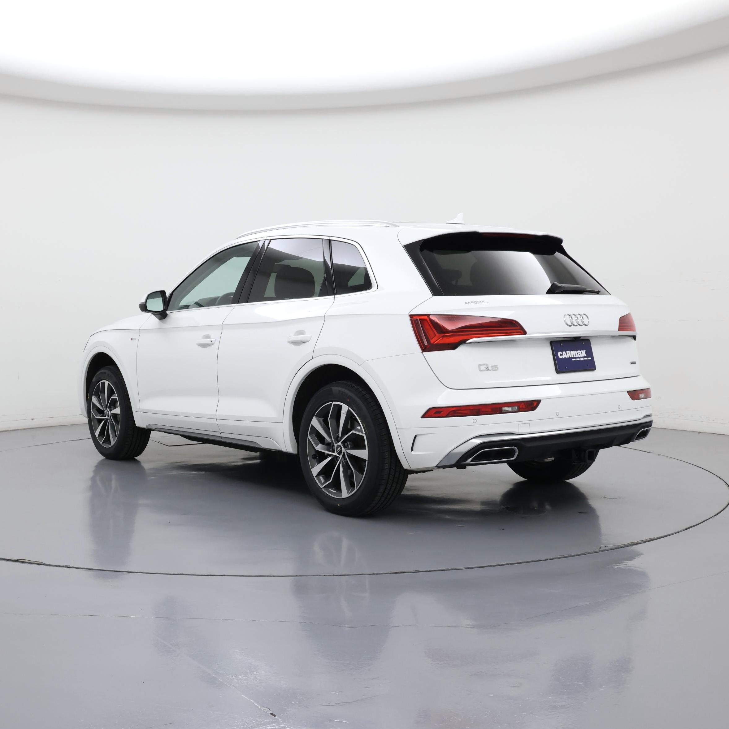 Thumbnail: 2022 Audi Q5 - 2