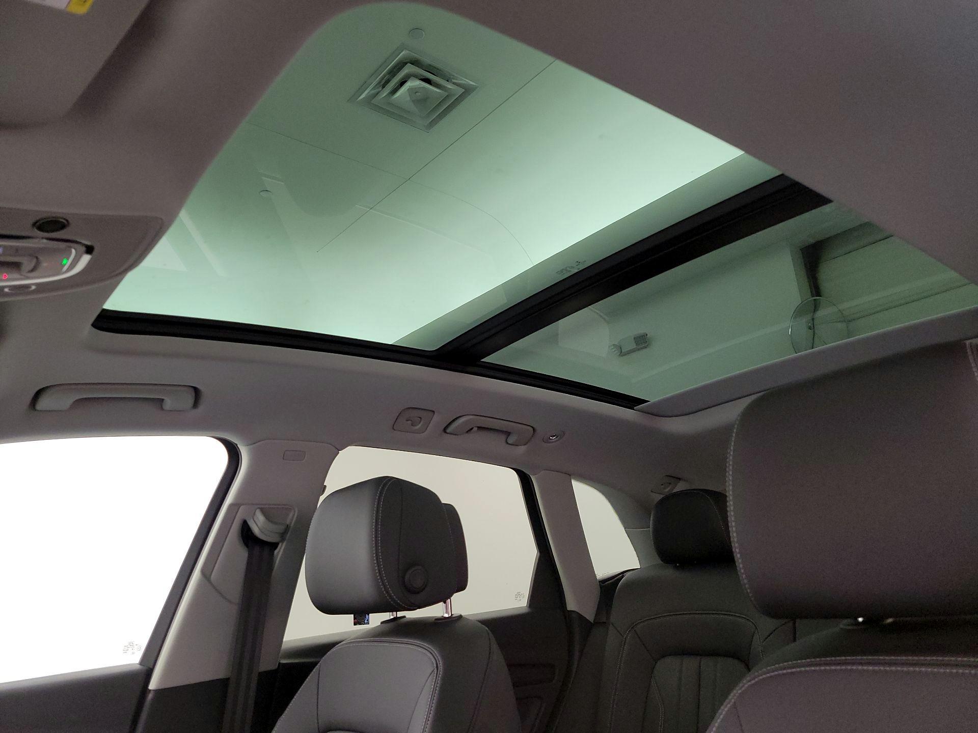 Thumbnail: 2022 Audi Q5 - 19