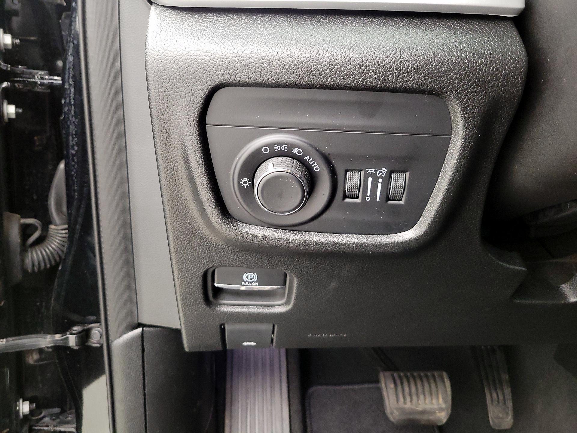 Thumbnail: 2023 Jeep Grand Cherokee - 13