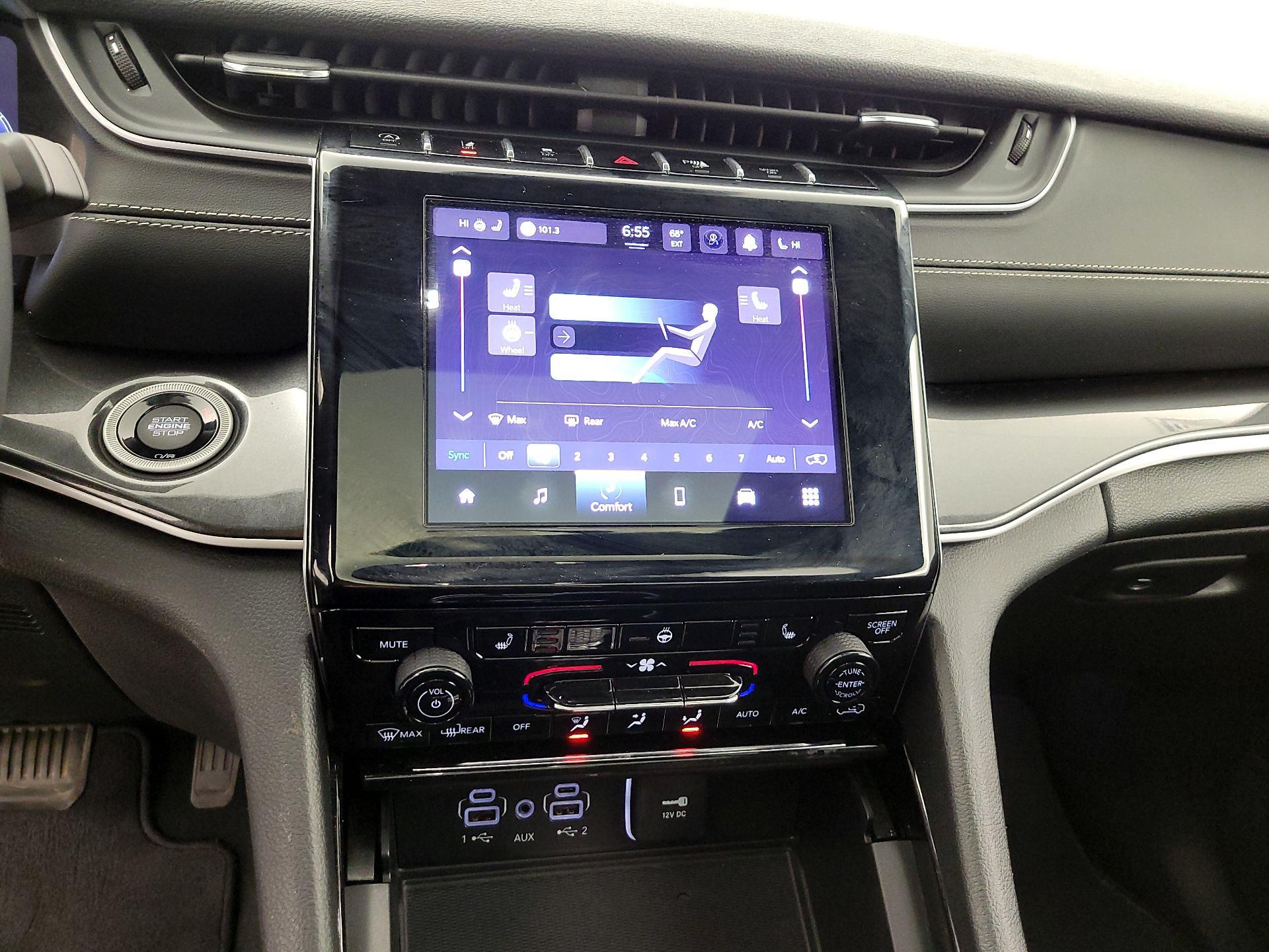 Thumbnail: 2023 Jeep Grand Cherokee - 16