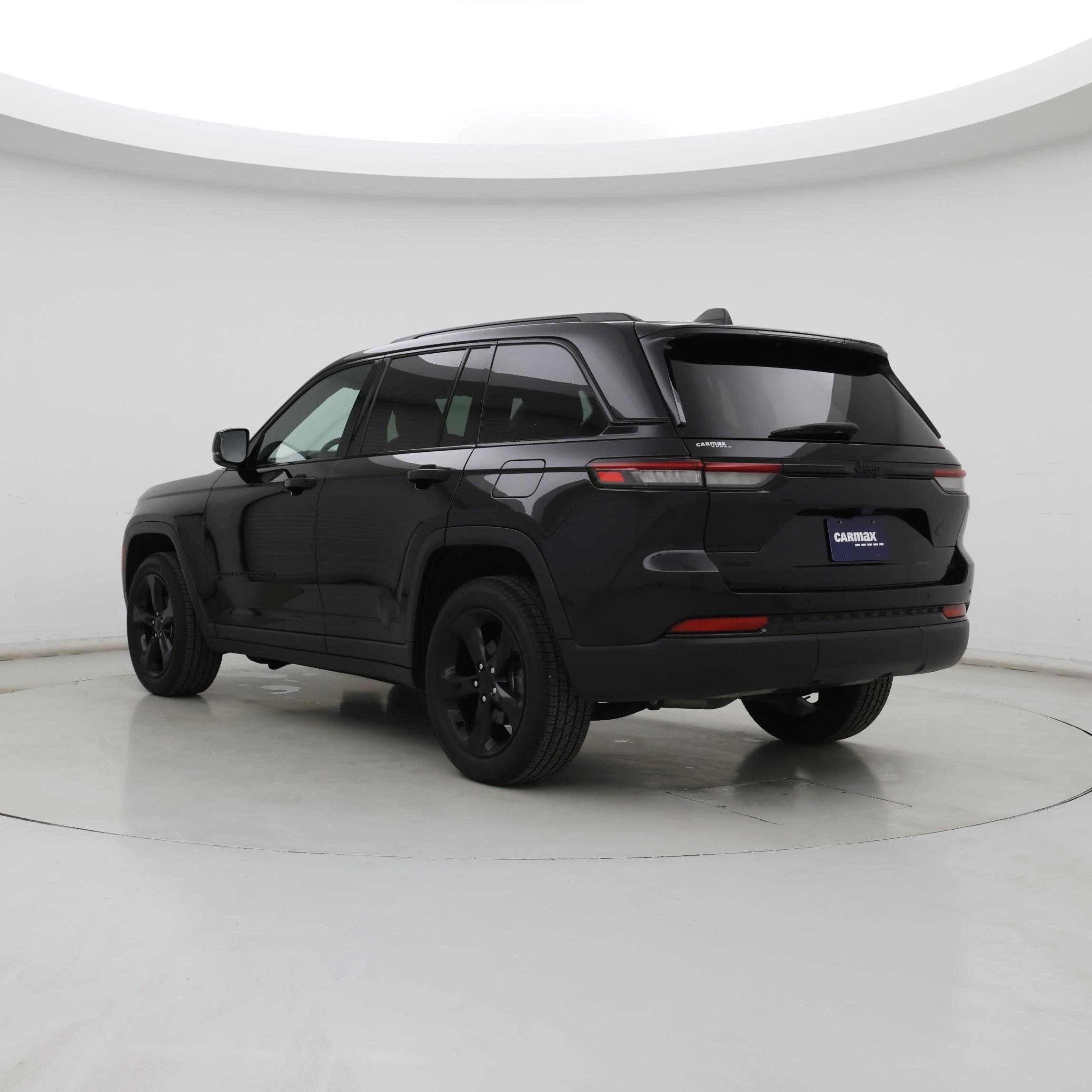 Thumbnail: 2023 Jeep Grand Cherokee - 2
