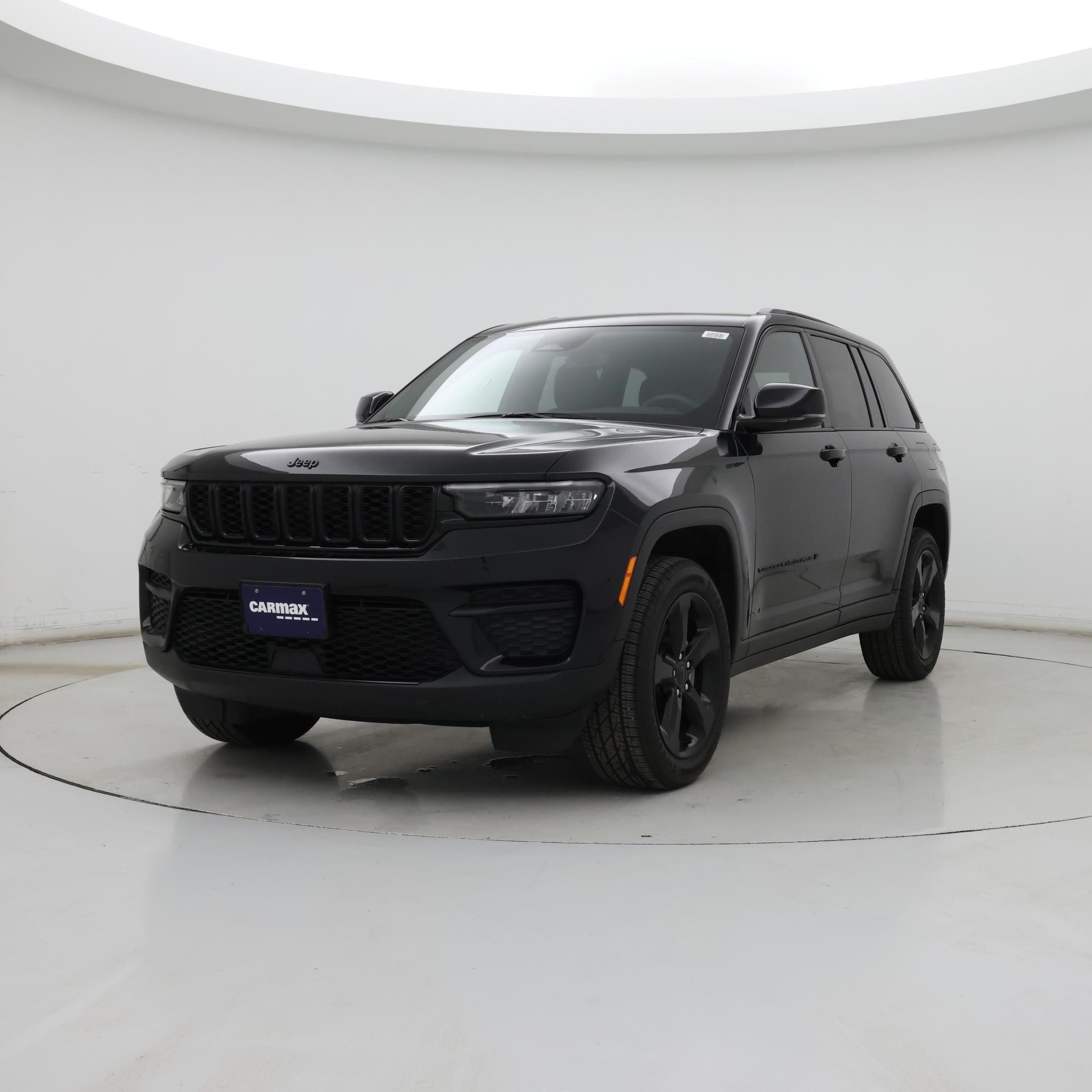 Thumbnail: 2023 Jeep Grand Cherokee - 4