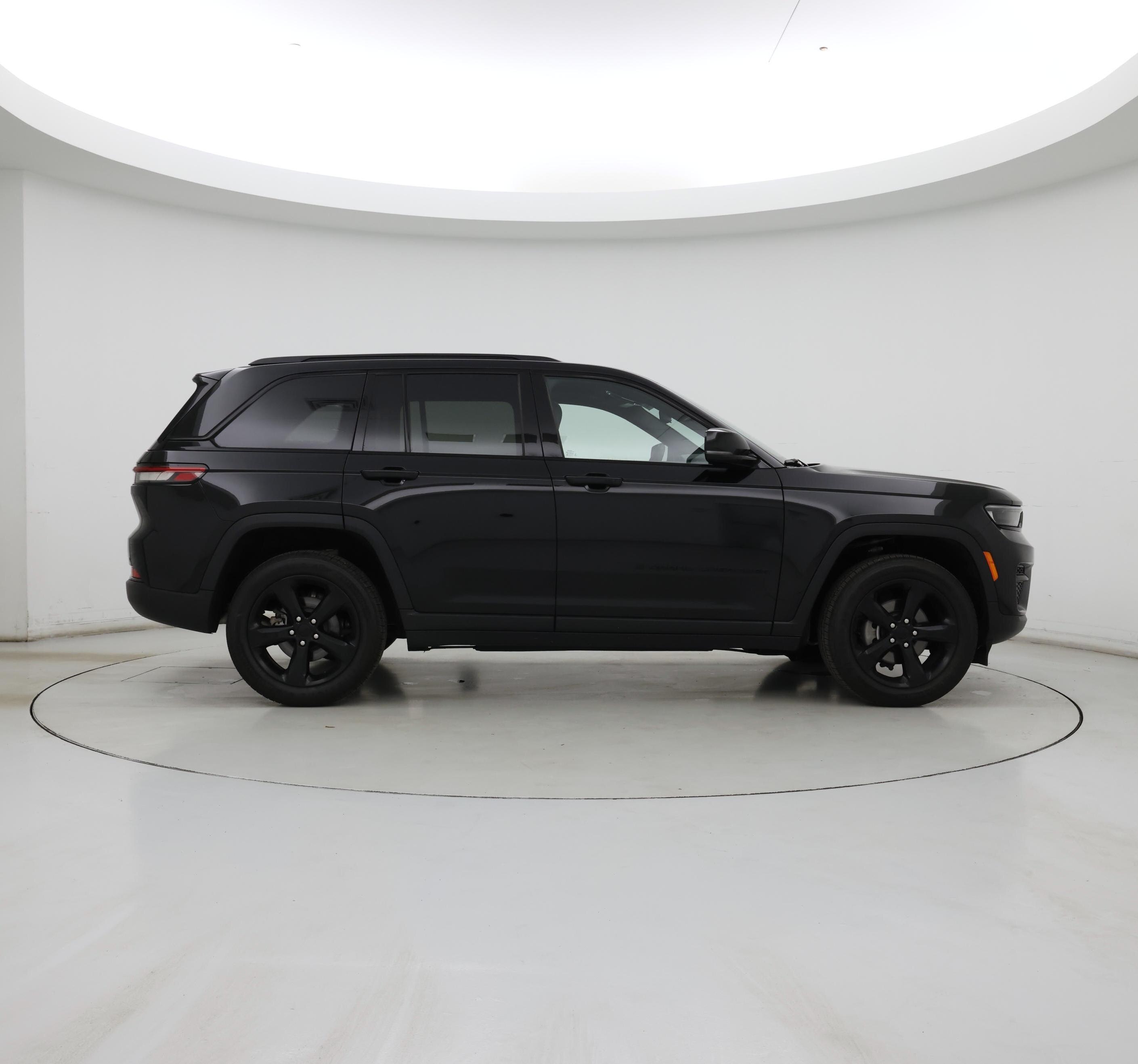 Thumbnail: 2023 Jeep Grand Cherokee - 7