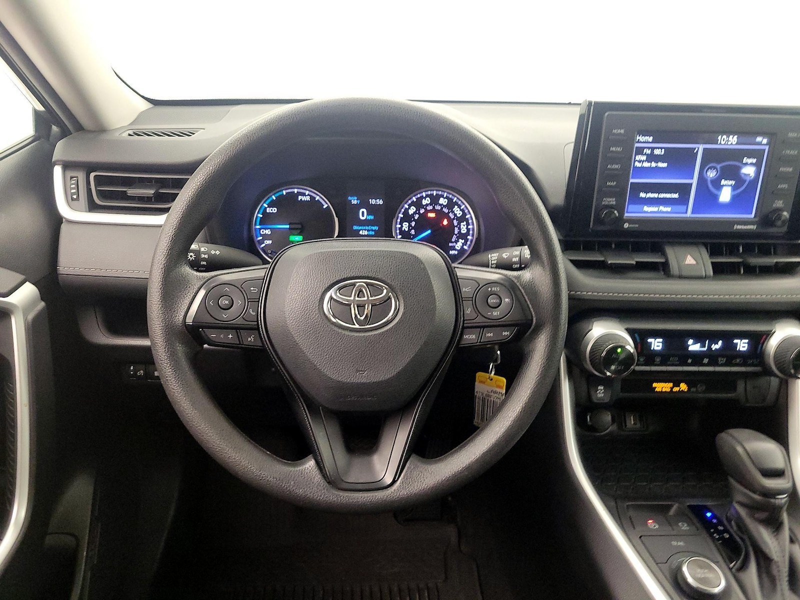 2021 Toyota RAV4 LE - Photo 11