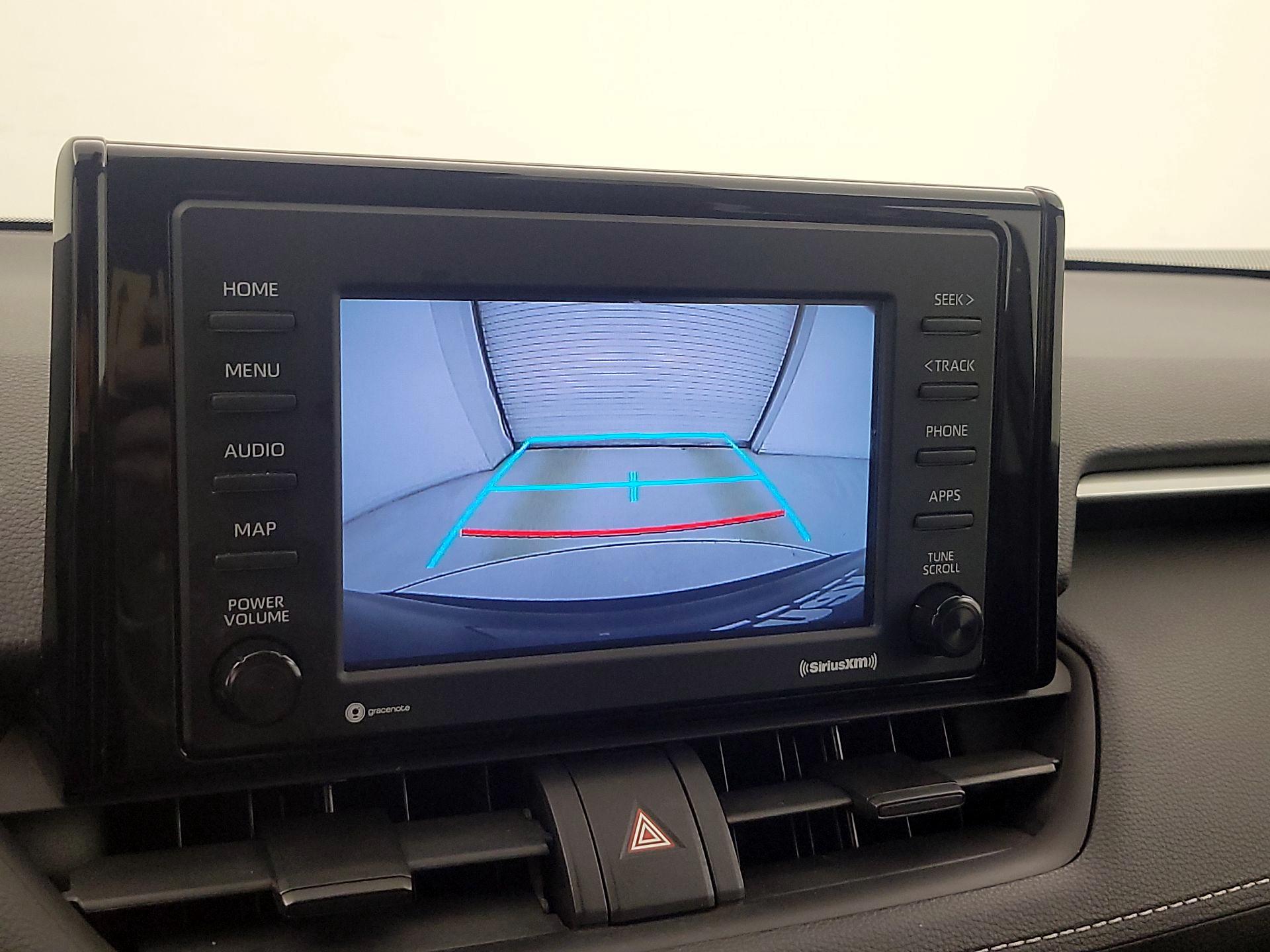 Thumbnail: 2021 Toyota RAV4 - 14