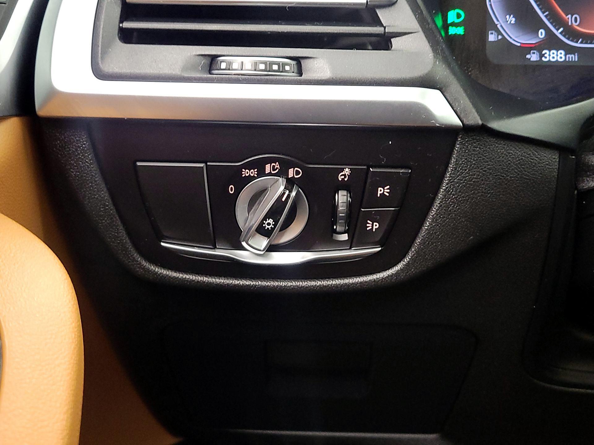 Thumbnail: 2022 BMW X3 - 13