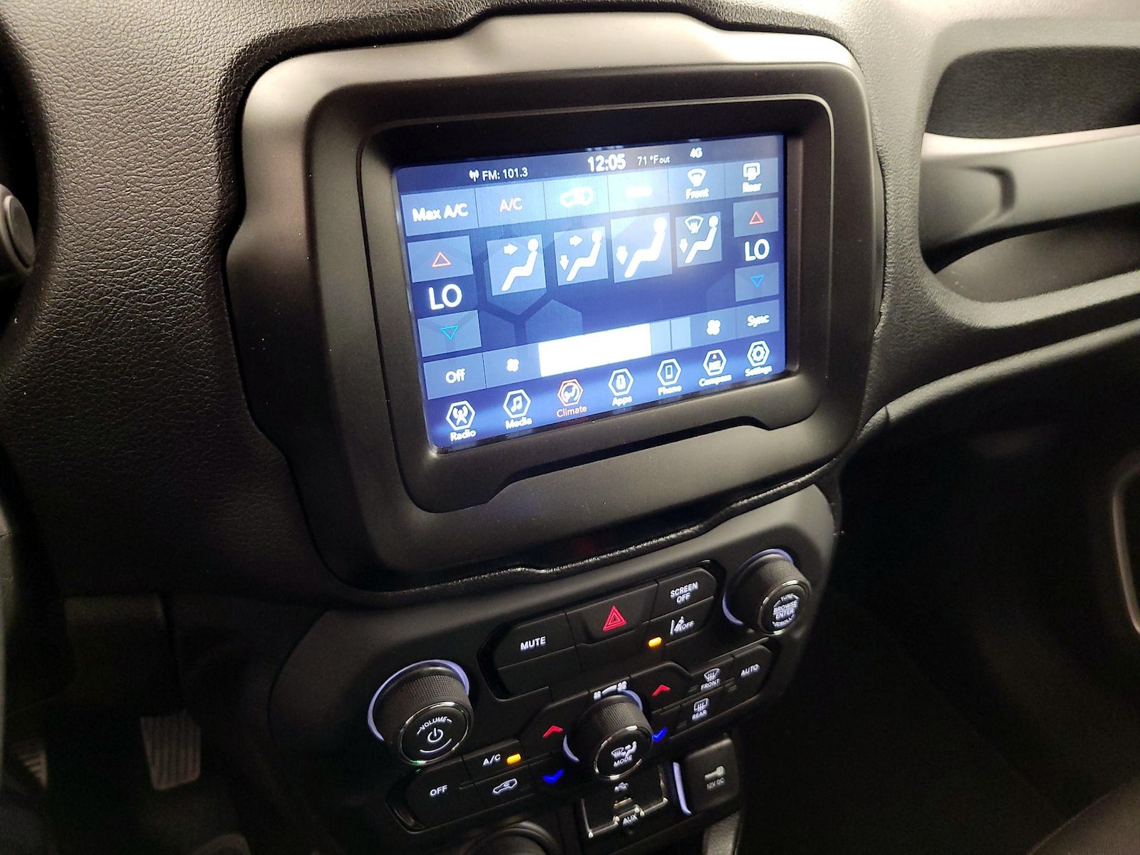 2021 Jeep Renegade Sport - Photo 17