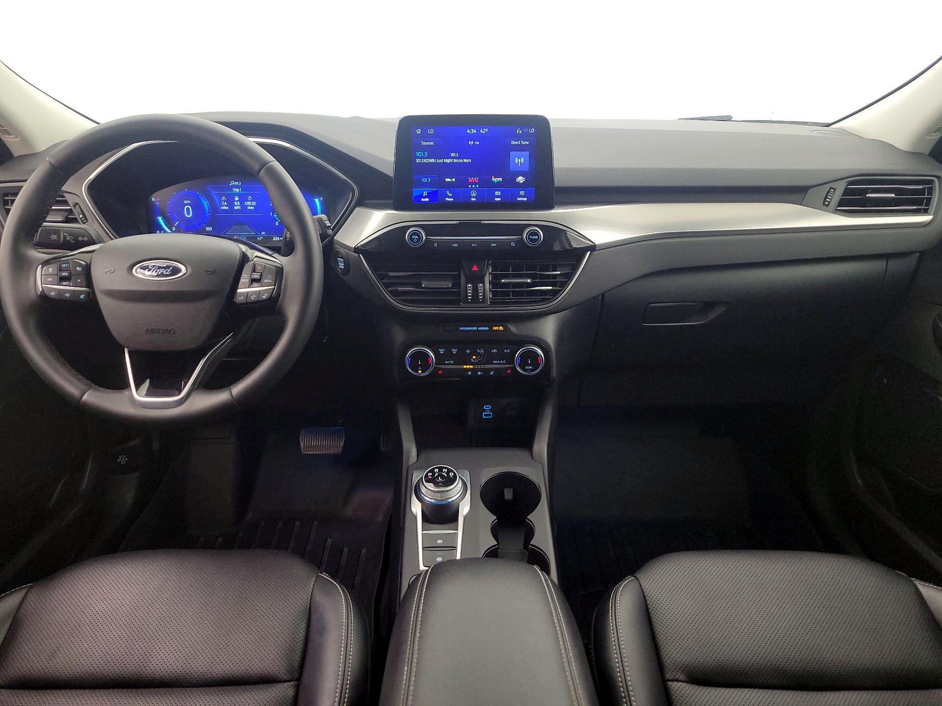 Thumbnail: 2022 Ford Escape - 9