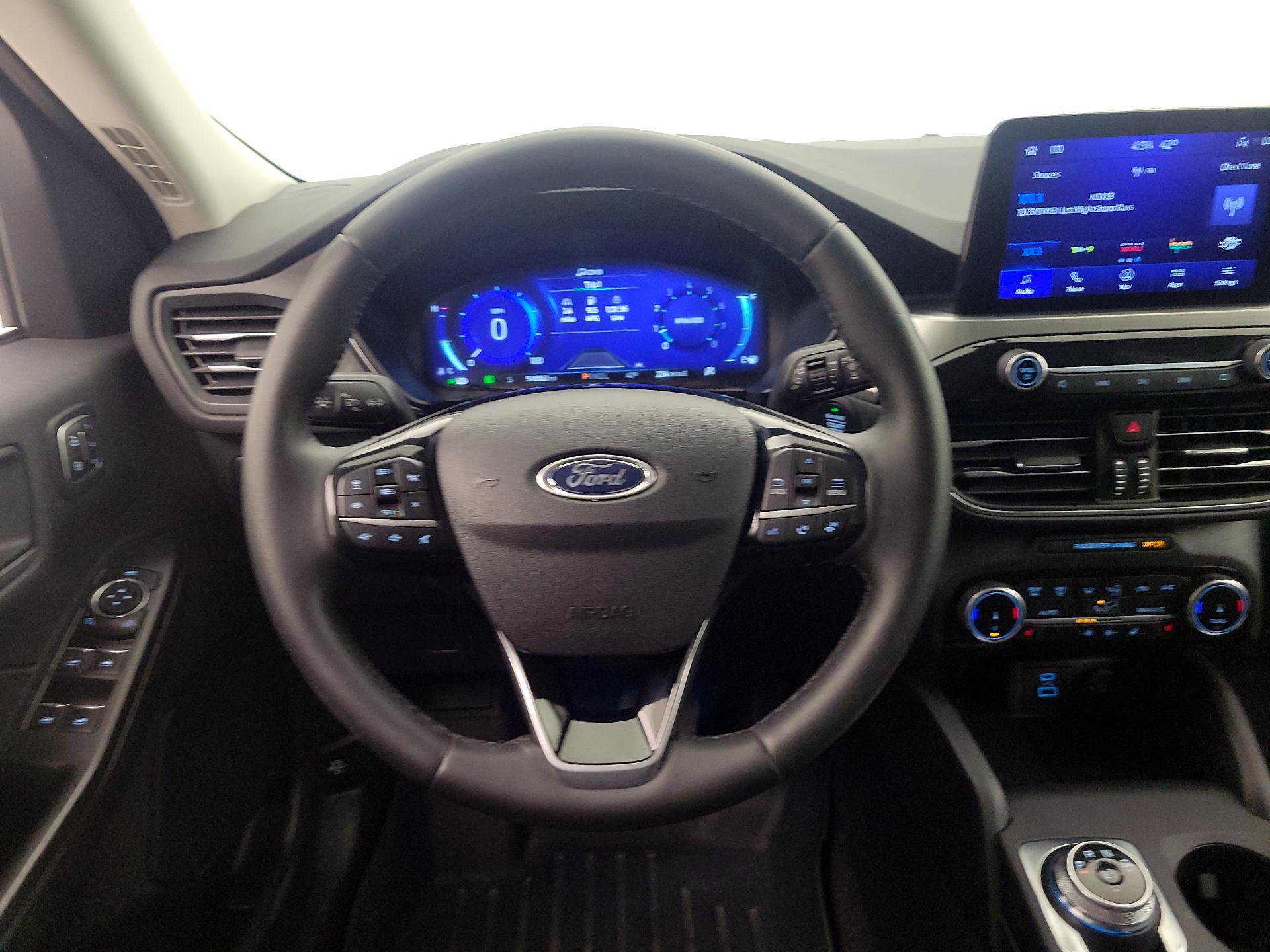 Thumbnail: 2022 Ford Escape - 10