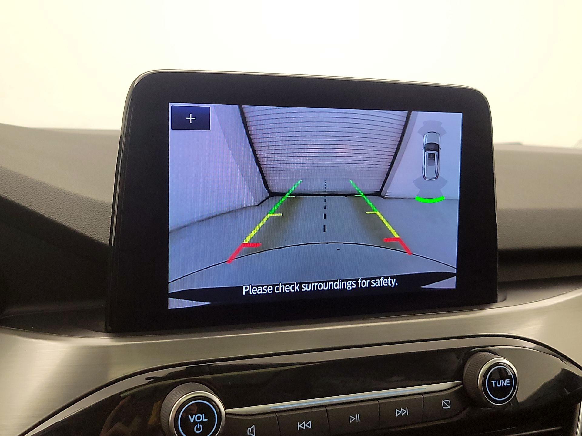 Thumbnail: 2022 Ford Escape - 15