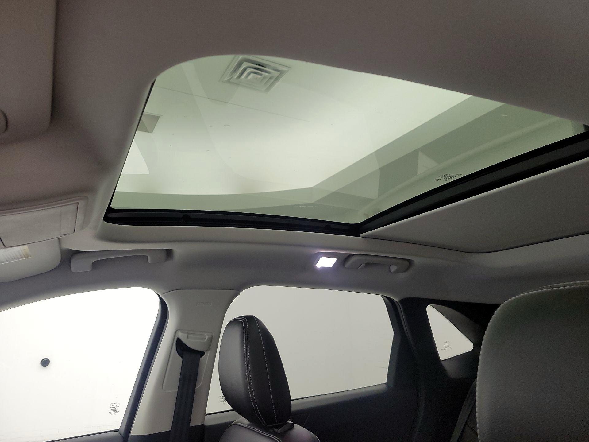 Thumbnail: 2022 Ford Escape - 20