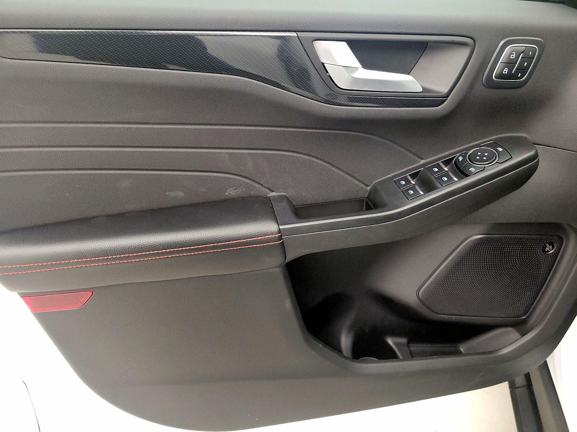 Thumbnail: 2023 Ford Escape - 12