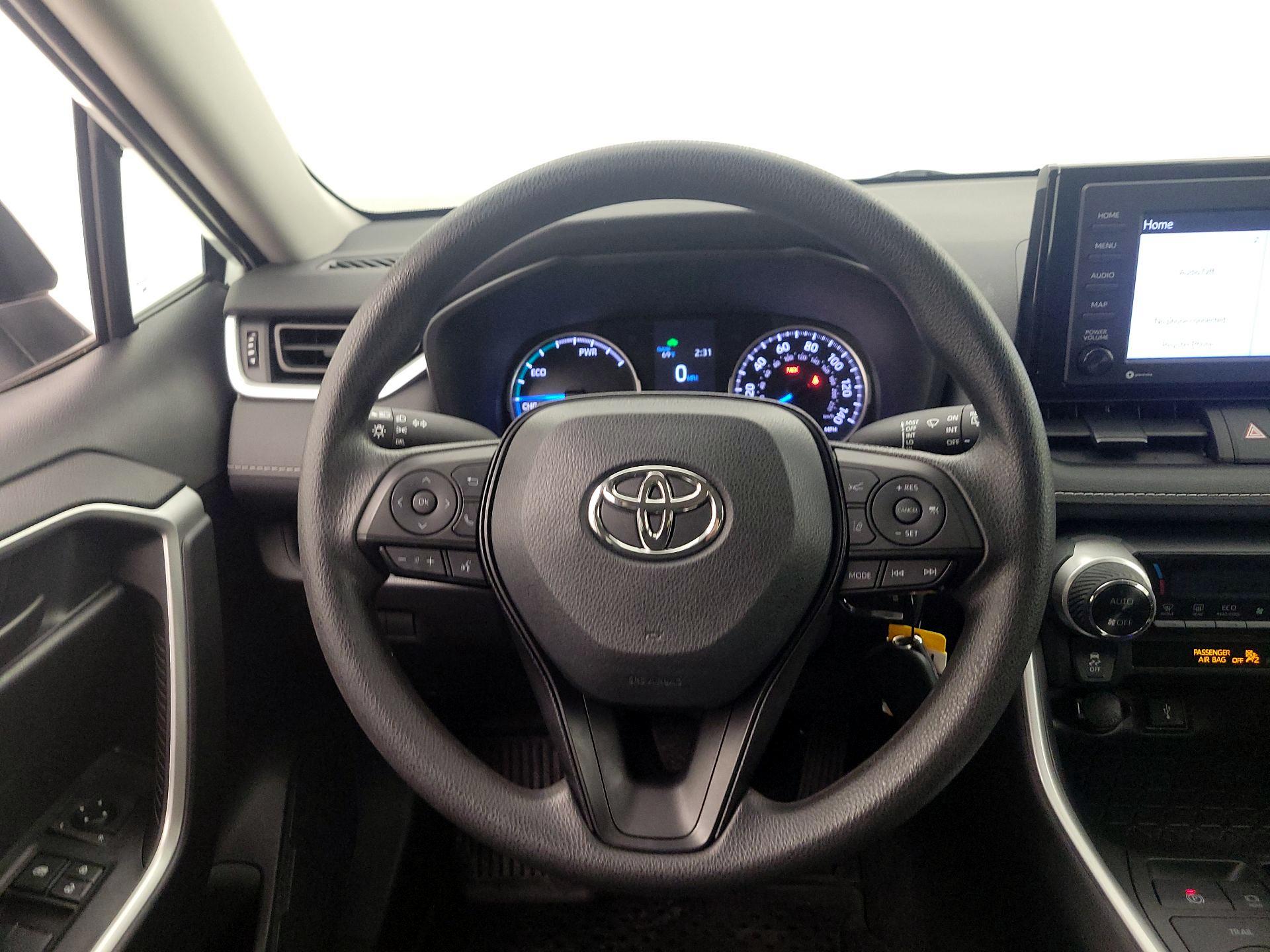 Thumbnail: 2022 Toyota RAV4 - 10