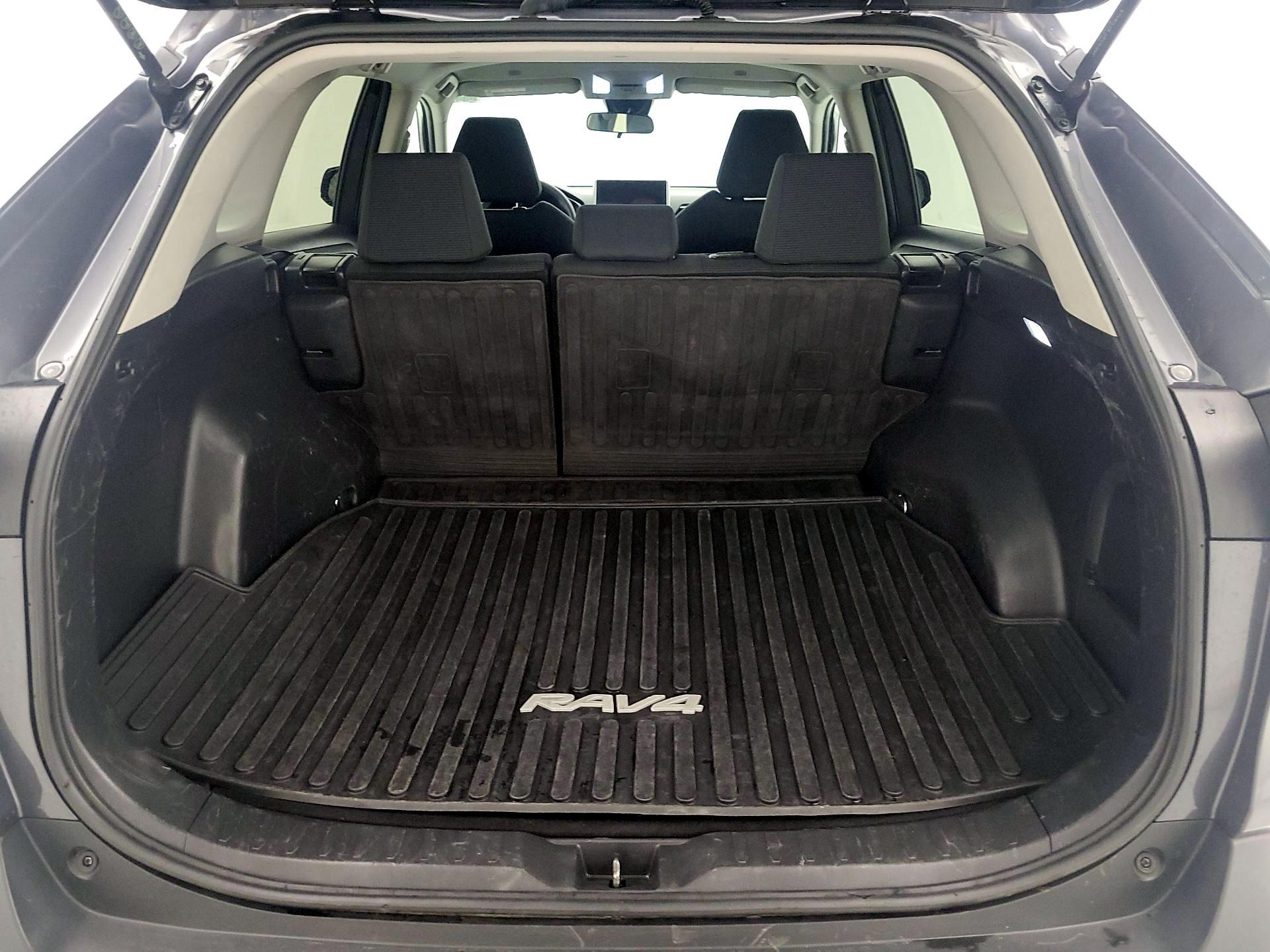 Thumbnail: 2024 Toyota RAV4 - 20