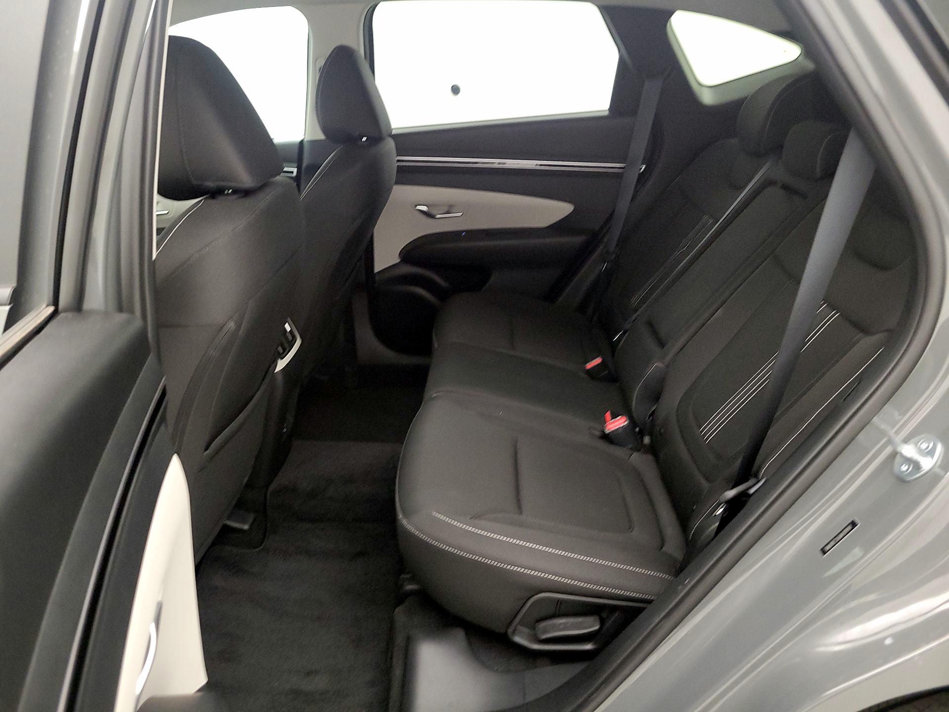 Thumbnail: 2024 Hyundai Tucson - 19