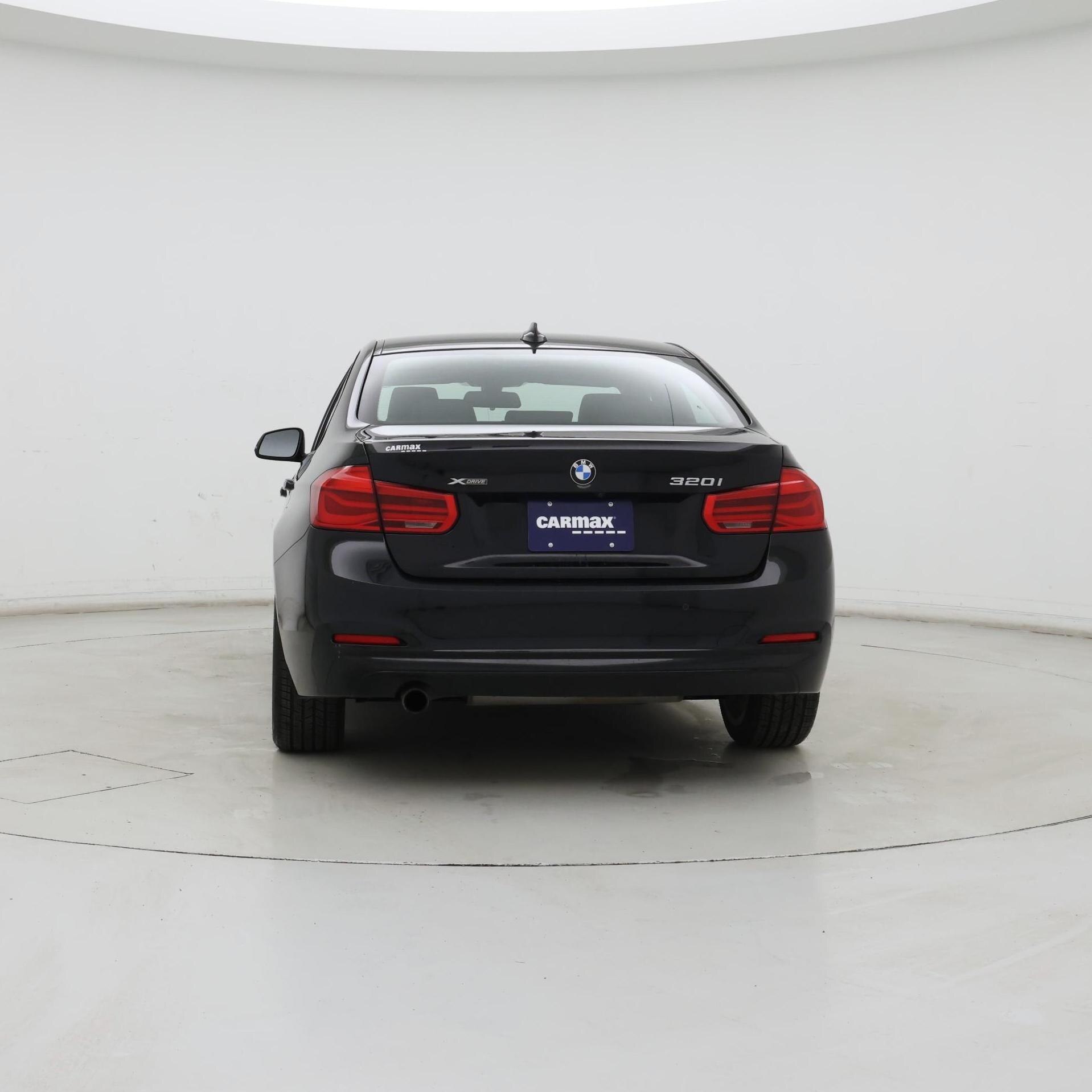 Thumbnail: 2017 BMW 3 Series - 6