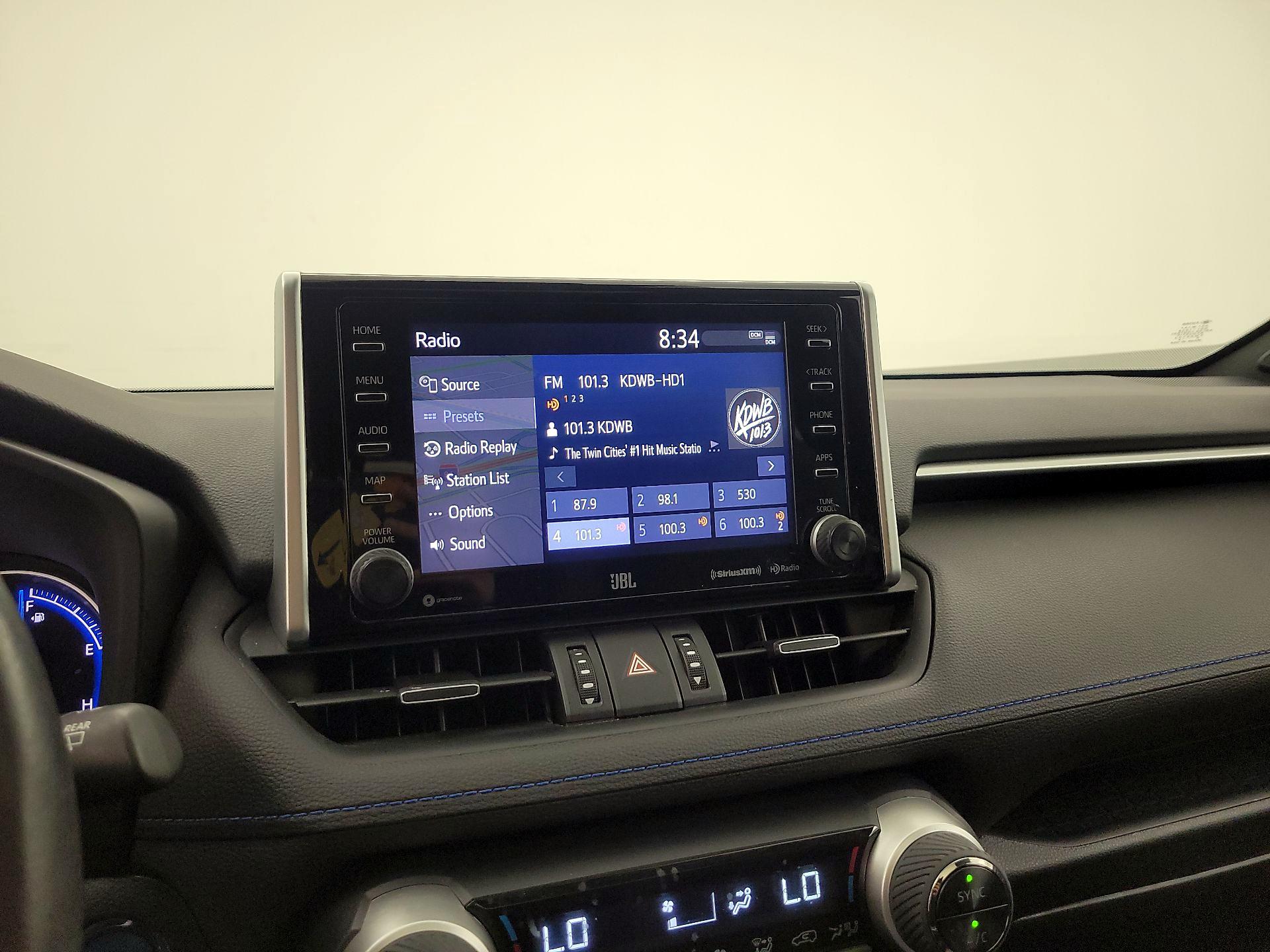 Thumbnail: 2019 Toyota RAV4 - 16