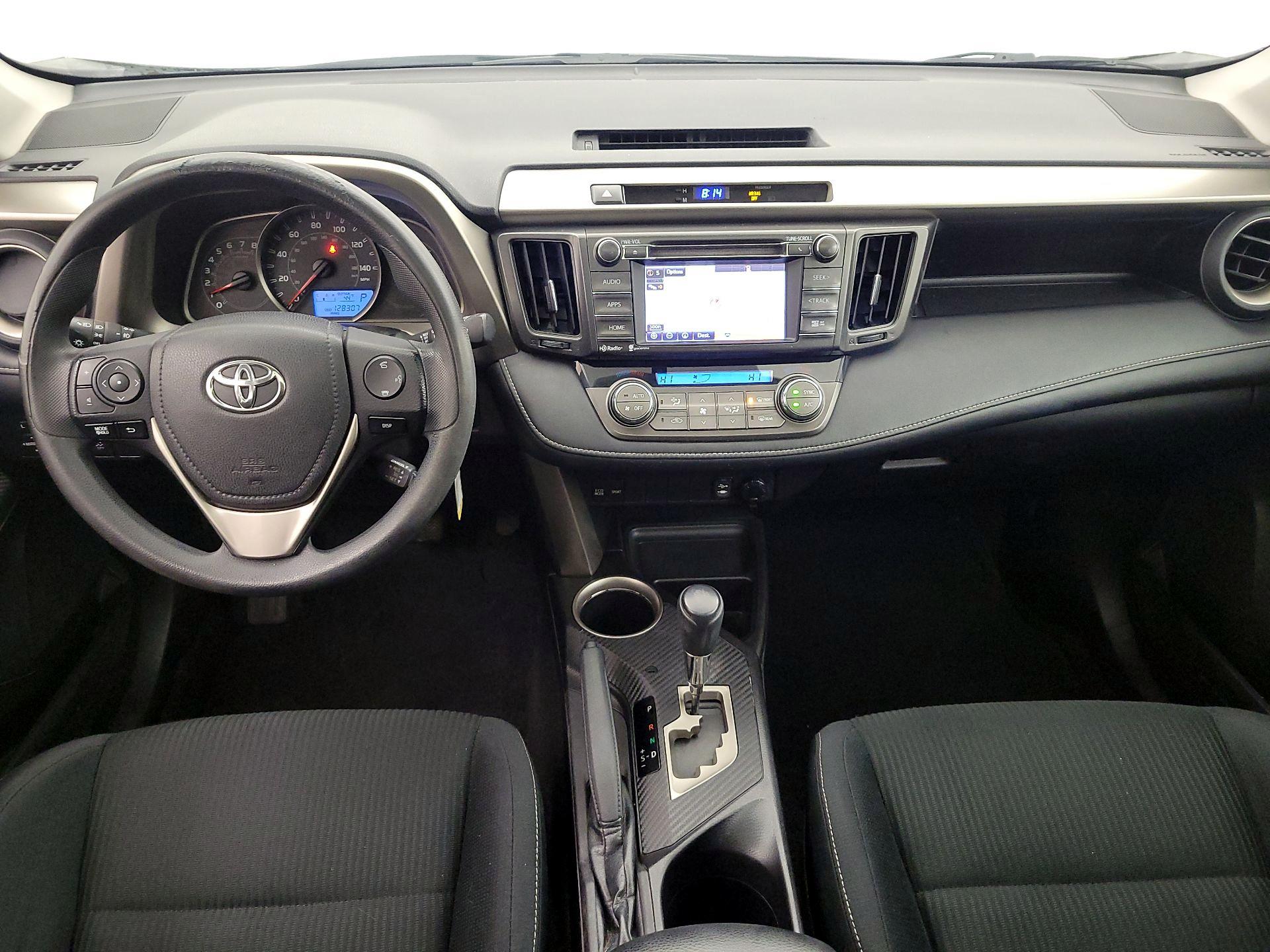 Thumbnail: 2015 Toyota RAV4 - 9