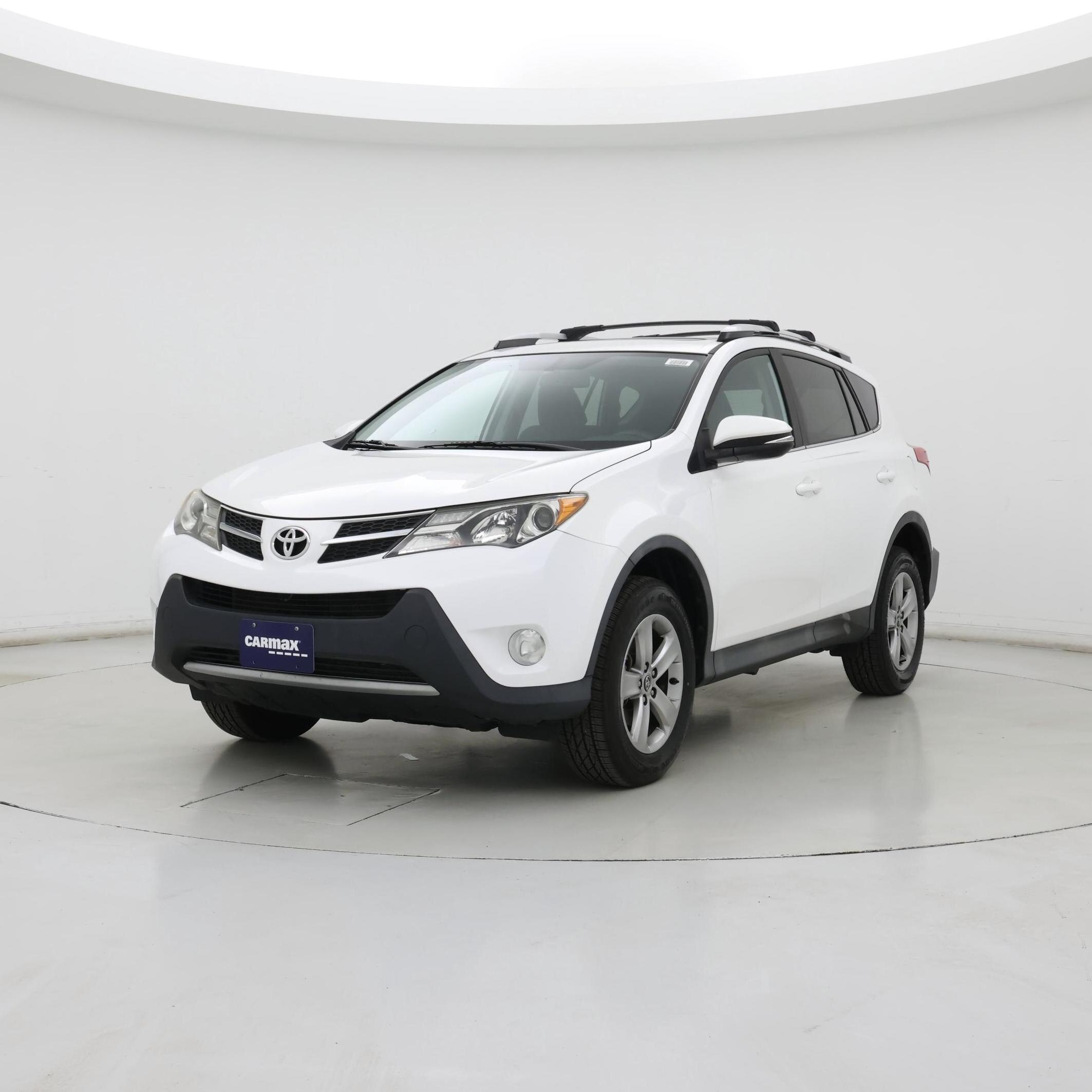 Thumbnail: 2015 Toyota RAV4 - 4