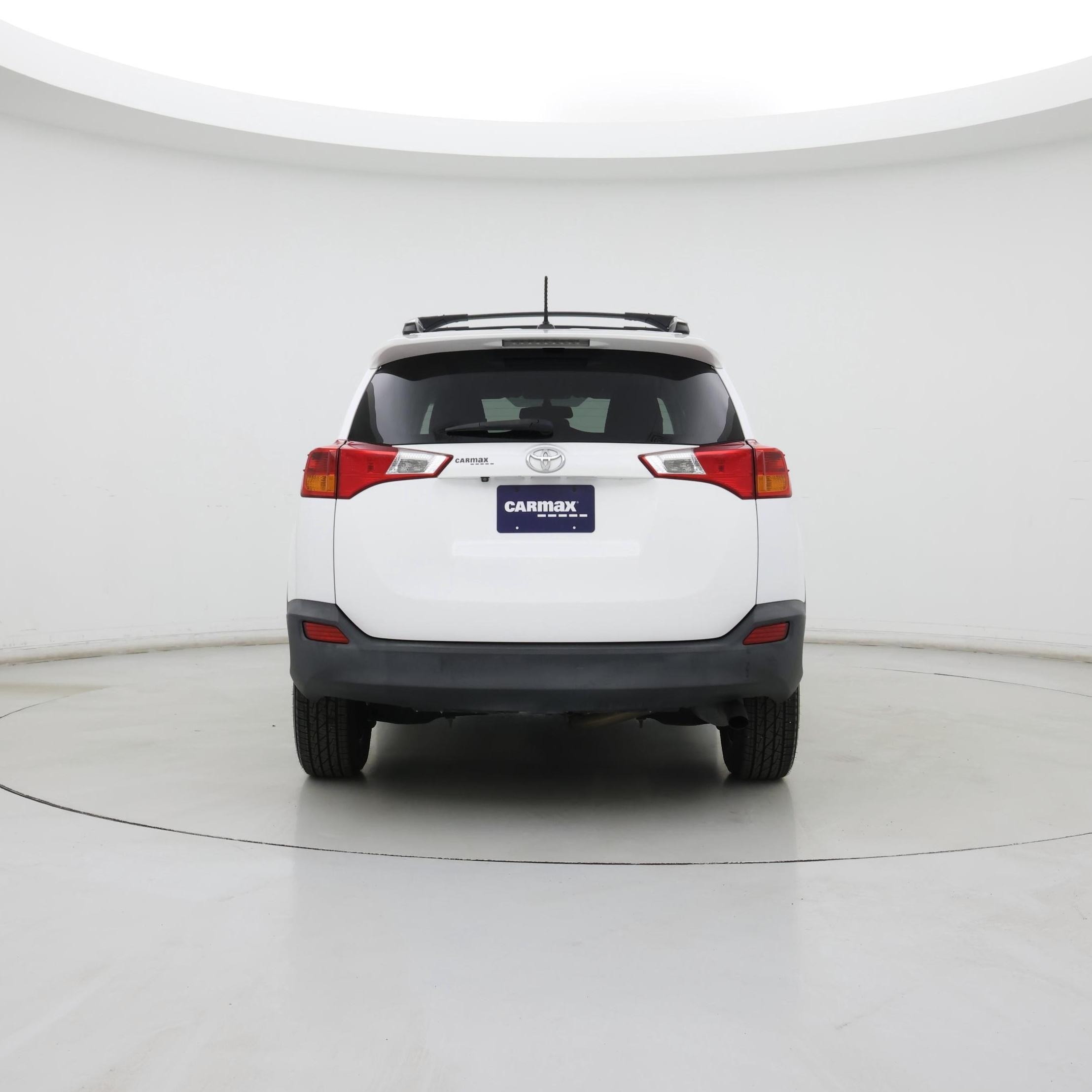 Thumbnail: 2015 Toyota RAV4 - 6