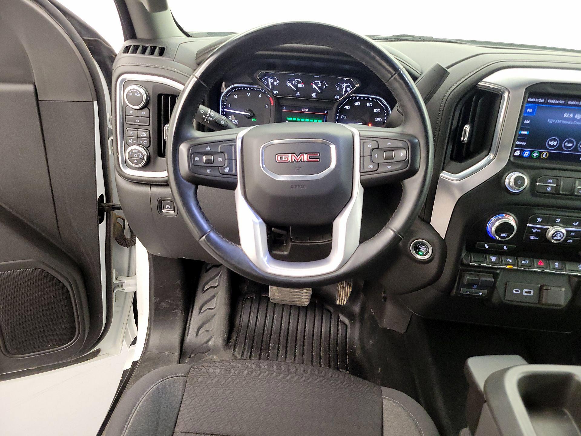 Thumbnail: 2023 GMC Sierra 3500 - 10