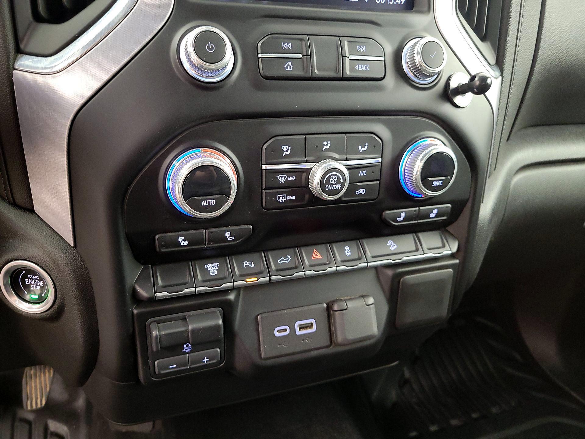 Thumbnail: 2023 GMC Sierra 3500 - 16