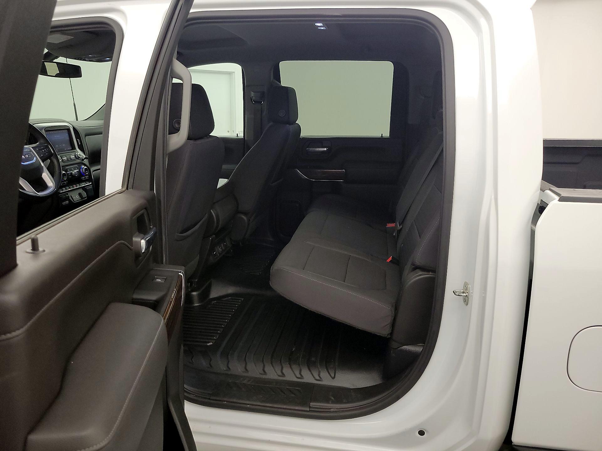 Thumbnail: 2023 GMC Sierra 3500 - 19