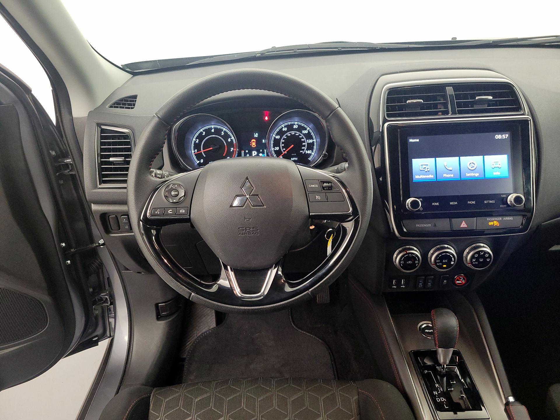 Thumbnail: 2024 Mitsubishi Outlander Sport - 10