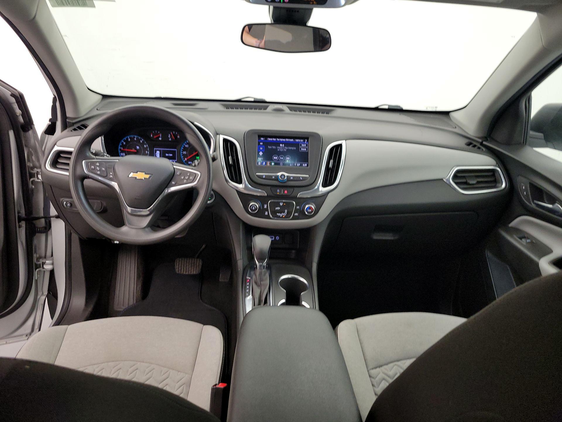 Thumbnail: 2022 Chevrolet Equinox - 9