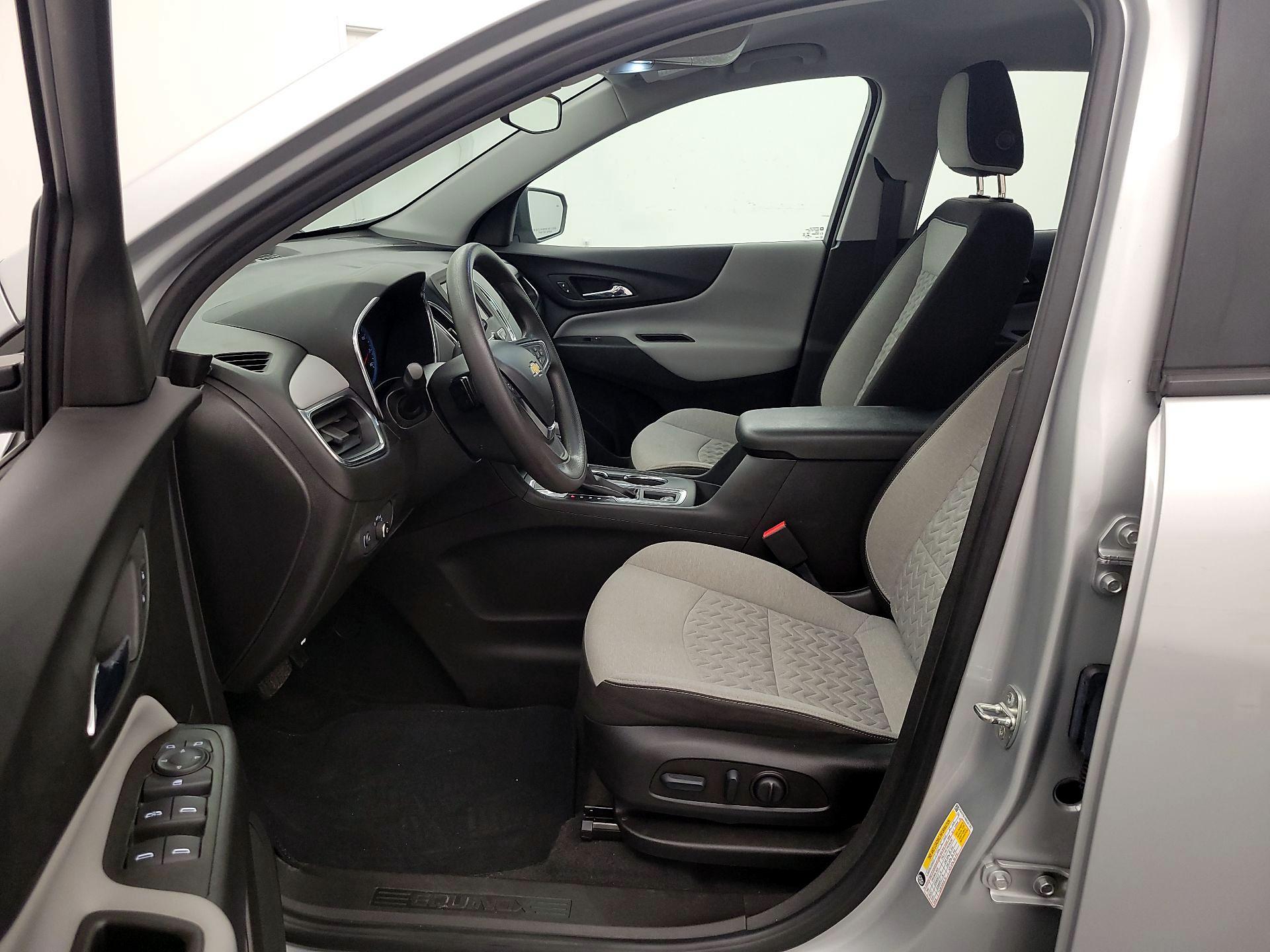 Thumbnail: 2022 Chevrolet Equinox - 11