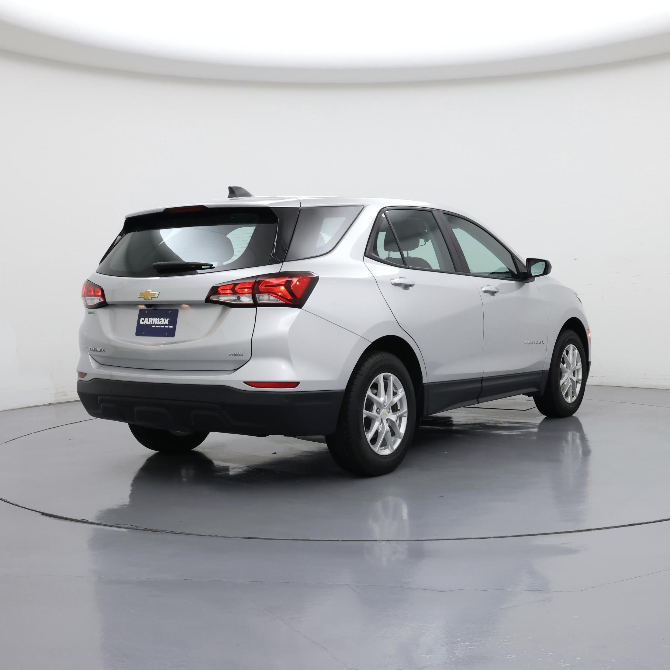 Thumbnail: 2022 Chevrolet Equinox - 8