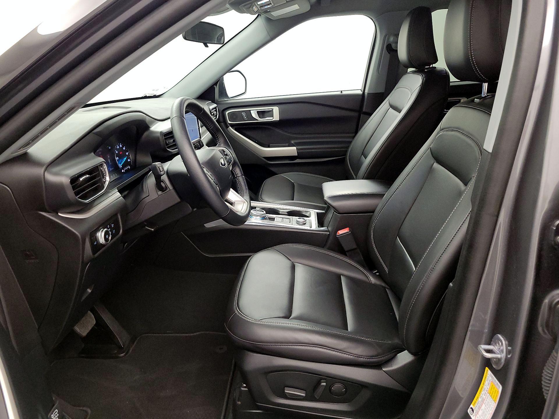 Thumbnail: 2022 Ford Explorer - 11