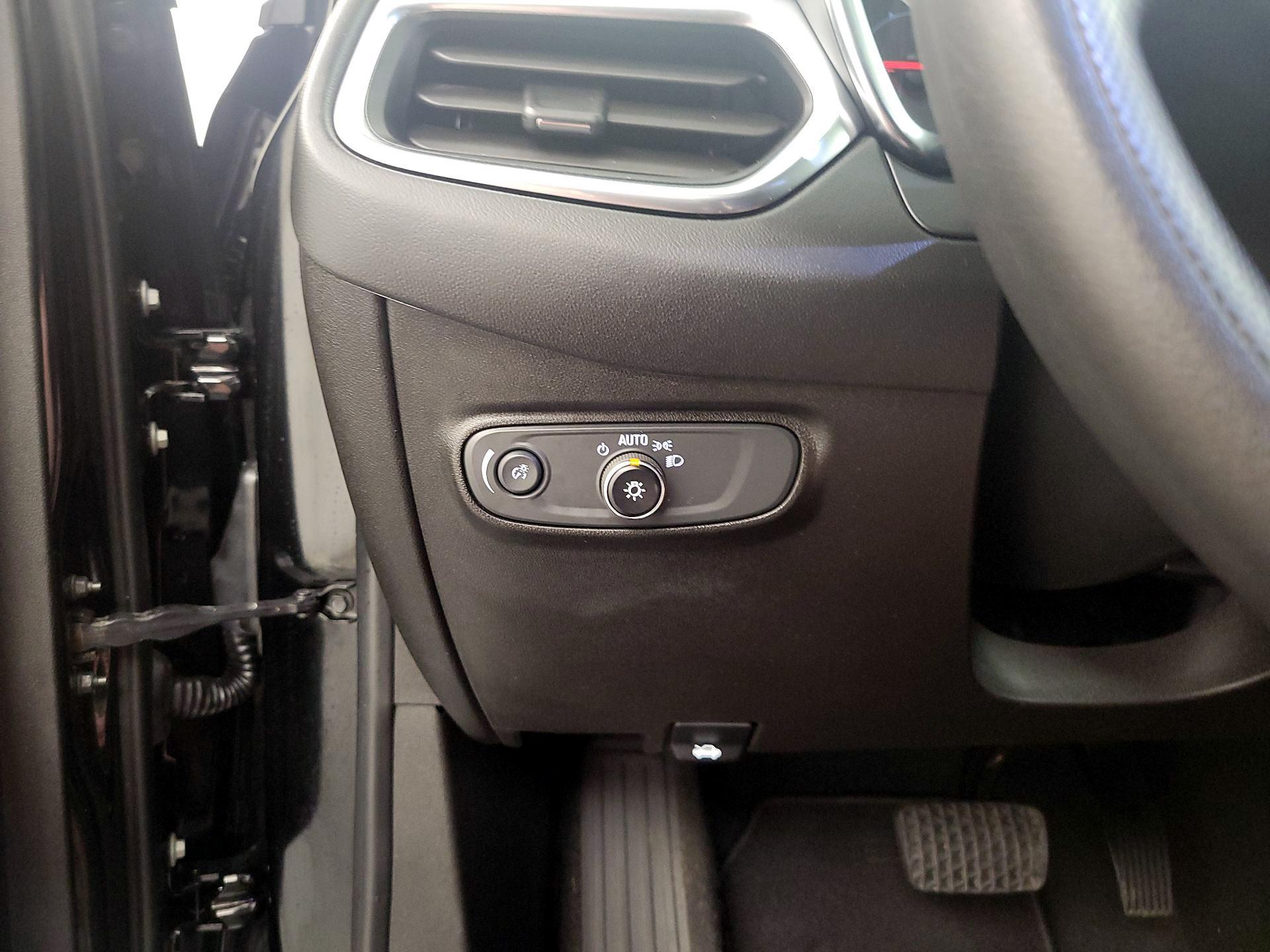 Thumbnail: 2022 Chevrolet Equinox - 13