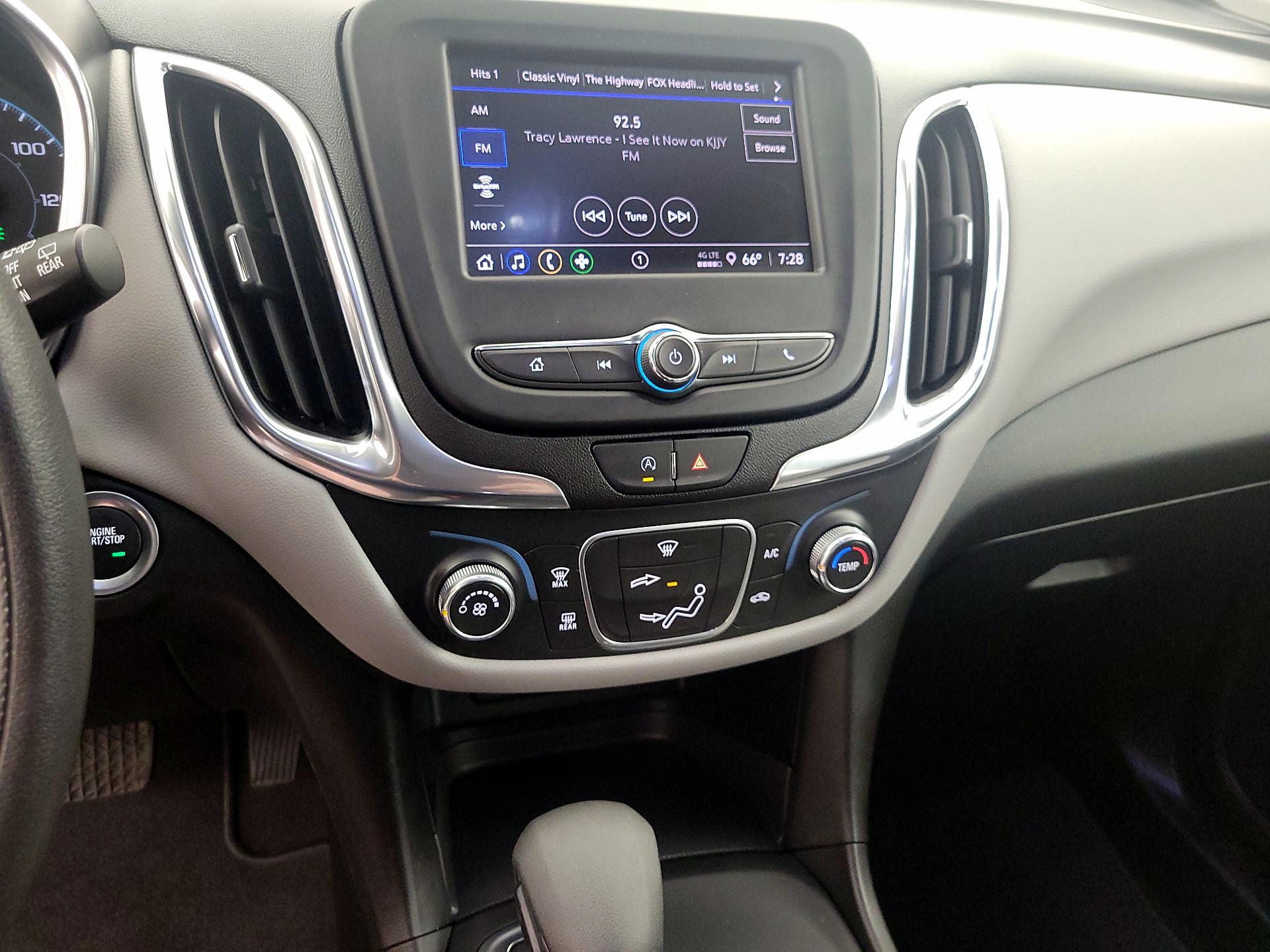 Thumbnail: 2022 Chevrolet Equinox - 16