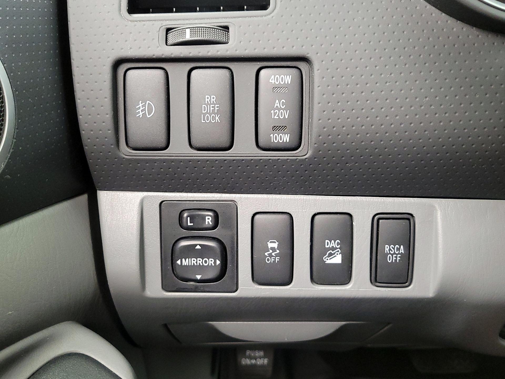 Thumbnail: 2014 Toyota Tacoma - 13