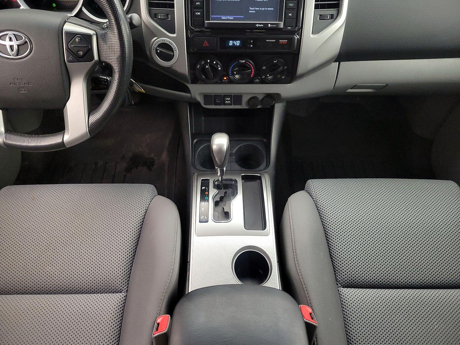 Thumbnail: 2014 Toyota Tacoma - 17