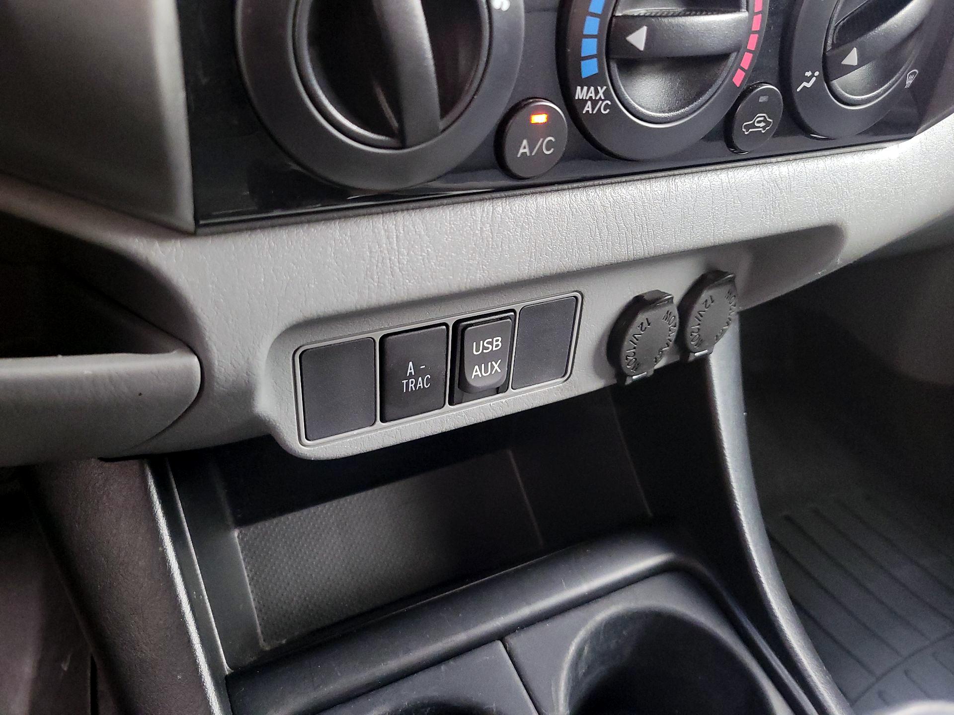 Thumbnail: 2014 Toyota Tacoma - 18