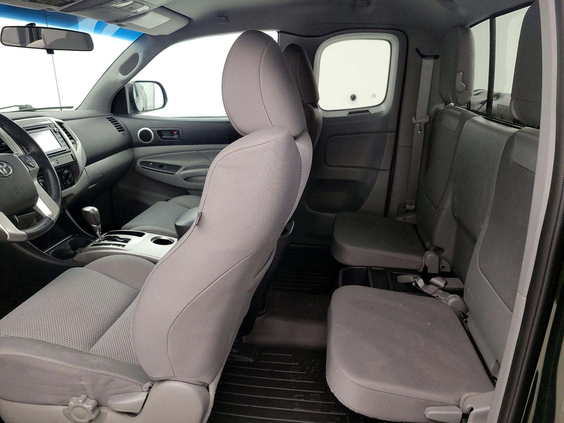 Thumbnail: 2014 Toyota Tacoma - 19