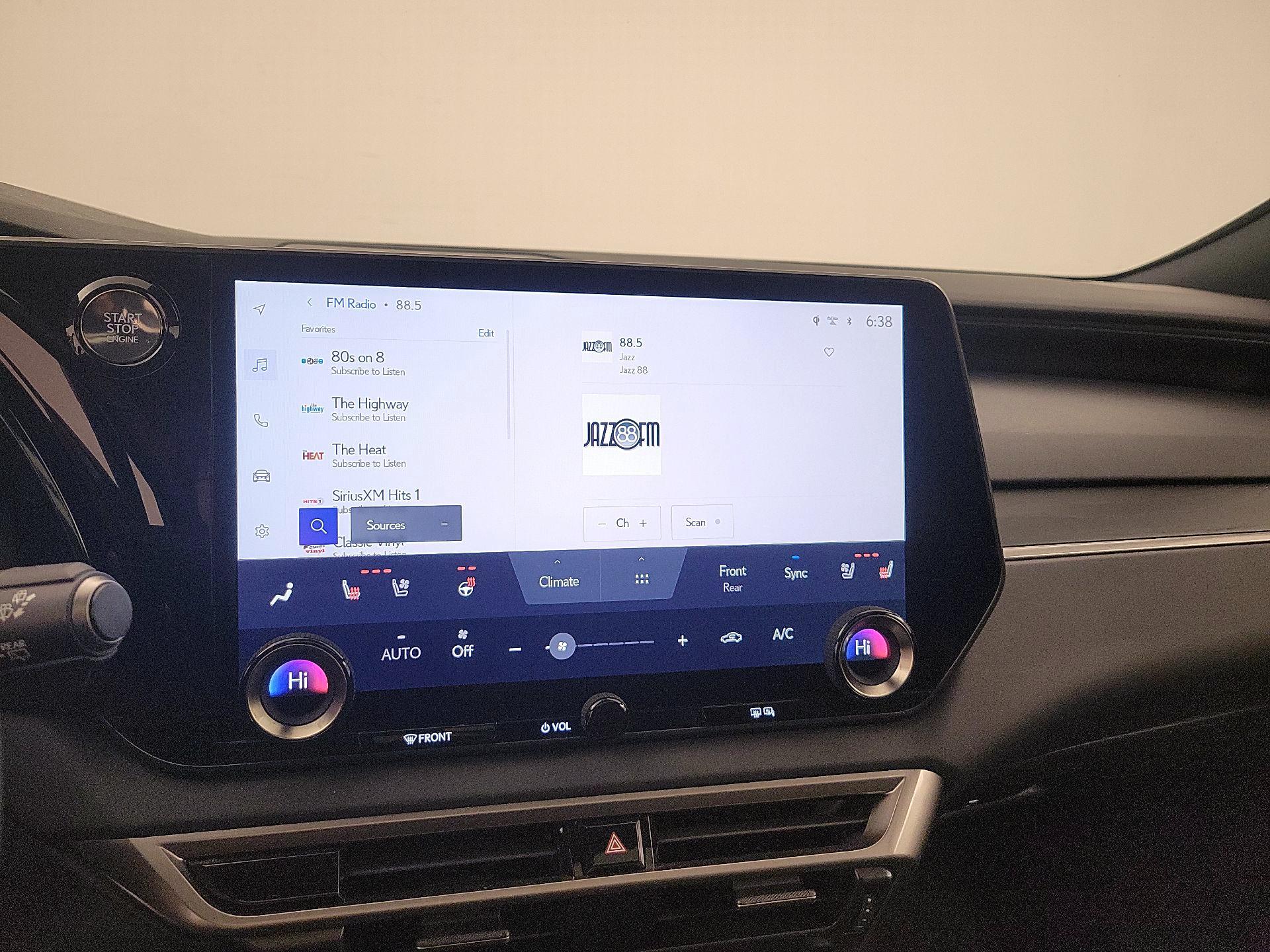 Thumbnail: 2023 Lexus RX - 16