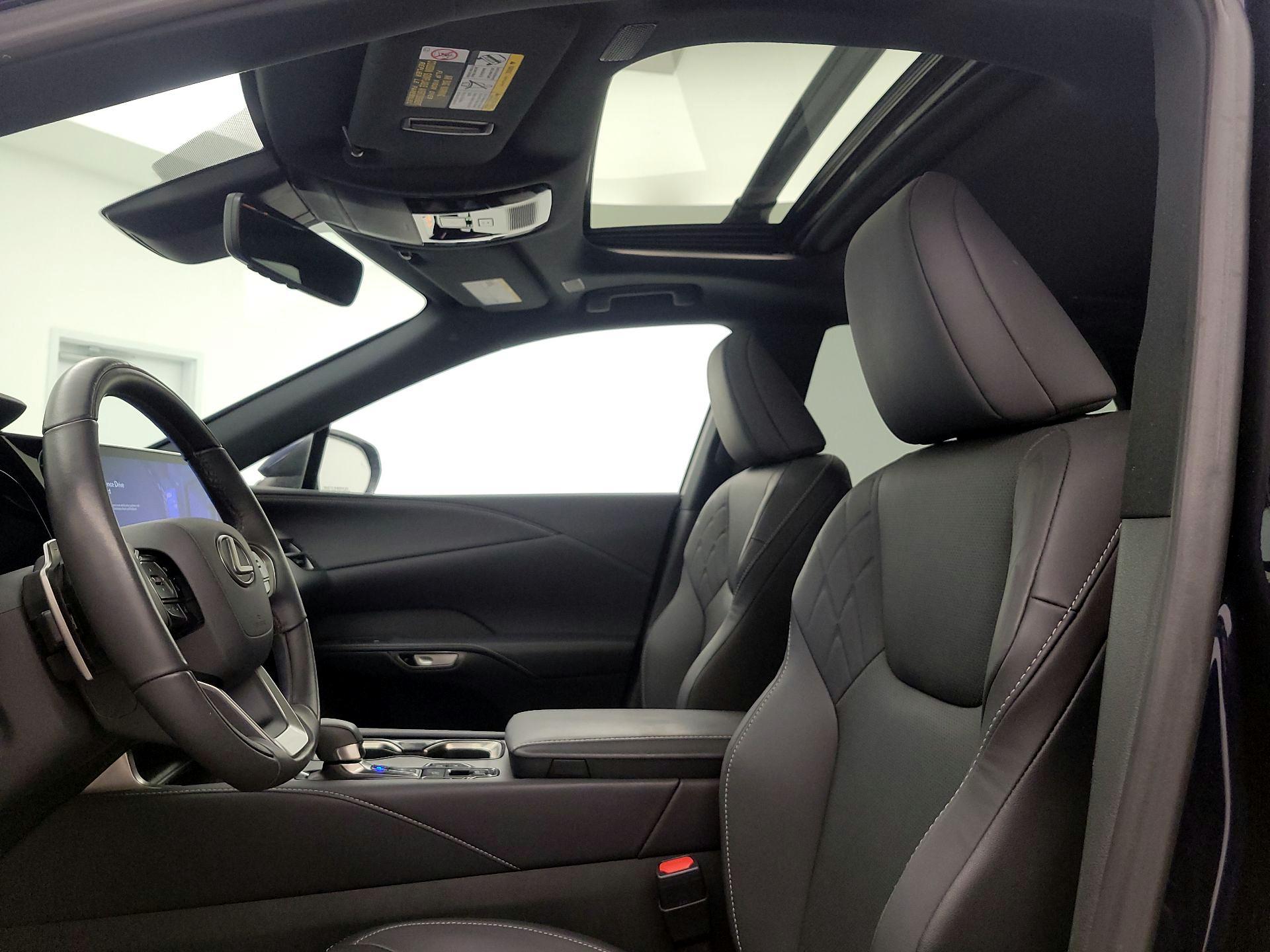 Thumbnail: 2023 Lexus RX - 20