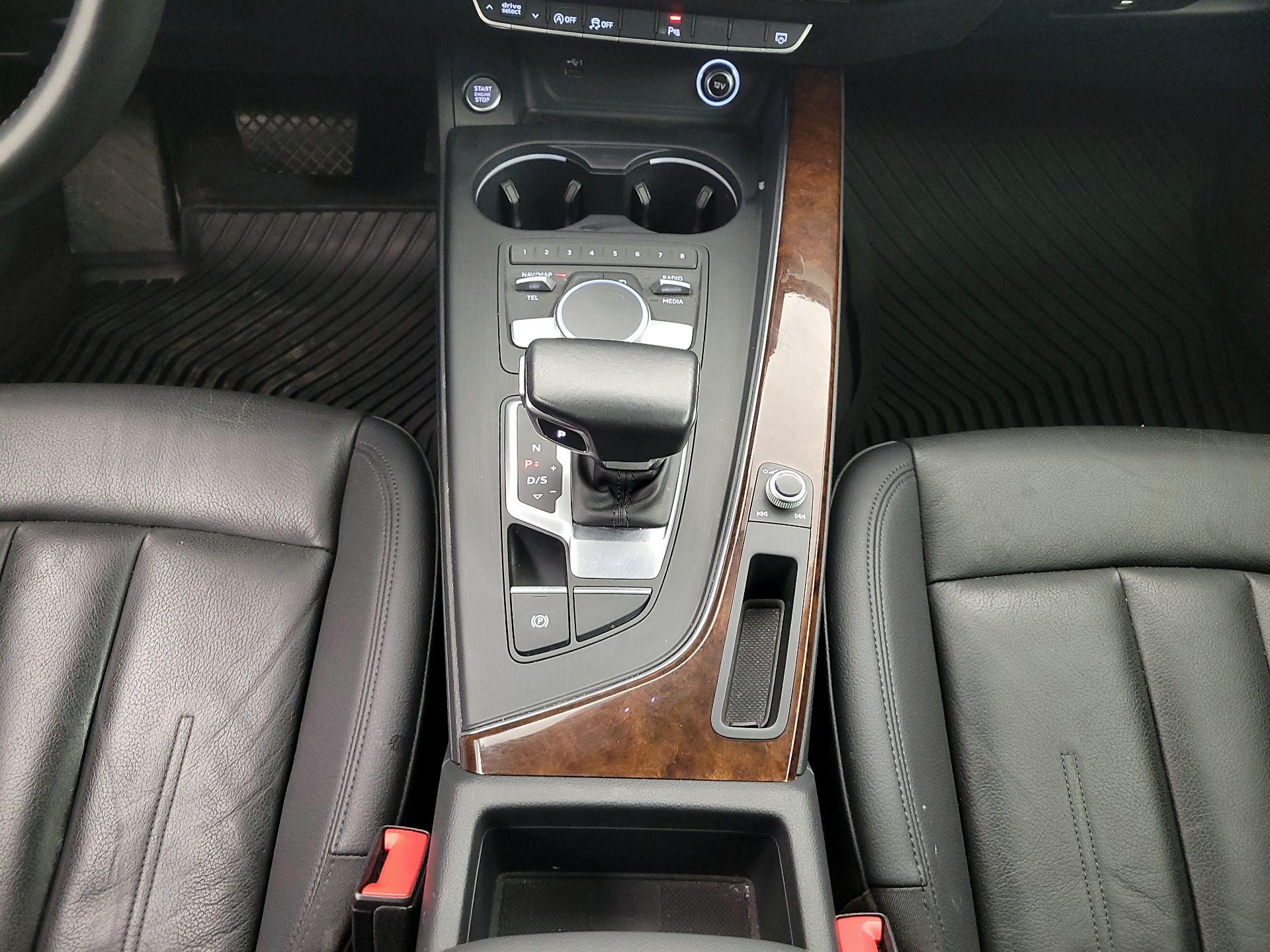 Thumbnail: 2018 Audi A4 - 18